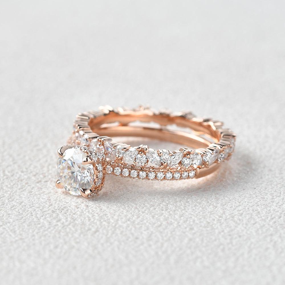 Felicegals 1ct Round Cut Moissanite Ring Set 2pcs - Felicegals 丨Wedding ring 丨Fashion ring 丨Diamond ring 丨Gemstone ring-Jewelry-Felicegals 丨Wedding ring 丨Fashion ring 丨Diamond ring 丨Gemstone ring