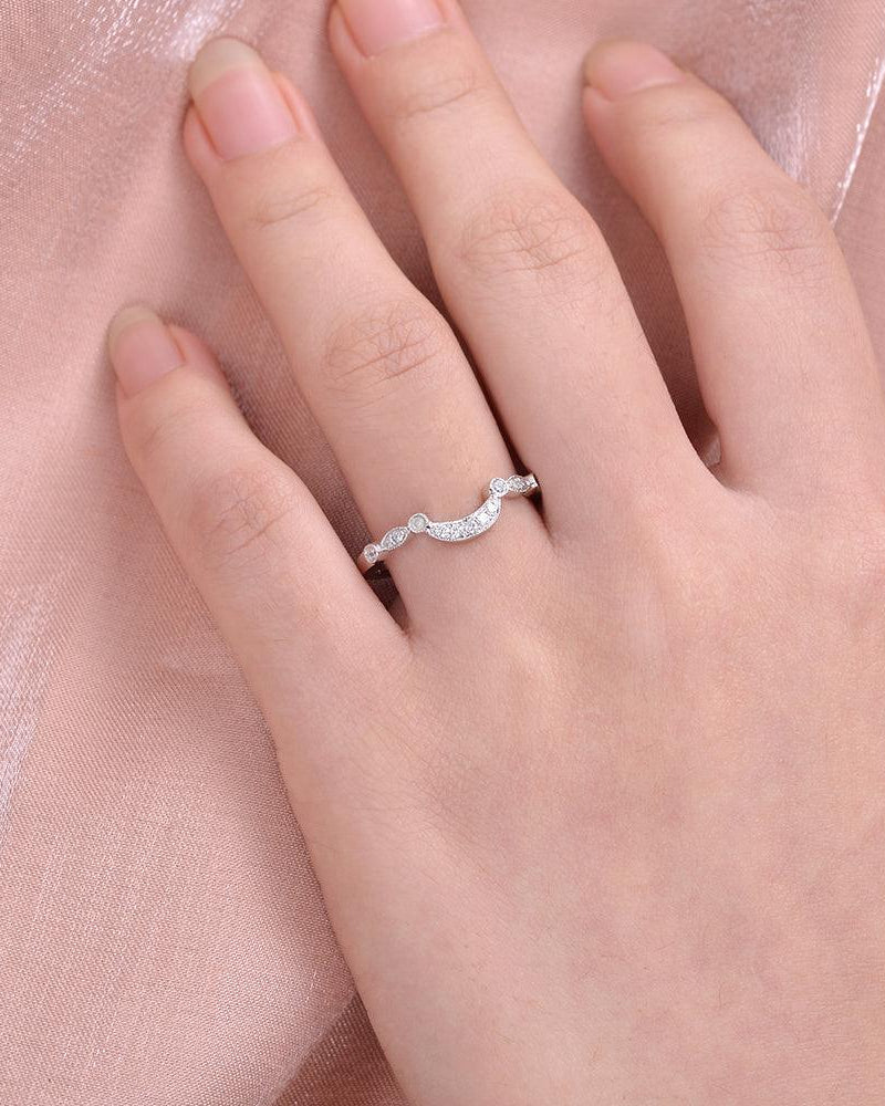 Moissanite Curved Wedding White Gold Stacking Band - Felicegals 丨Wedding ring 丨Fashion ring 丨Diamond ring 丨Gemstone ring--Felicegals