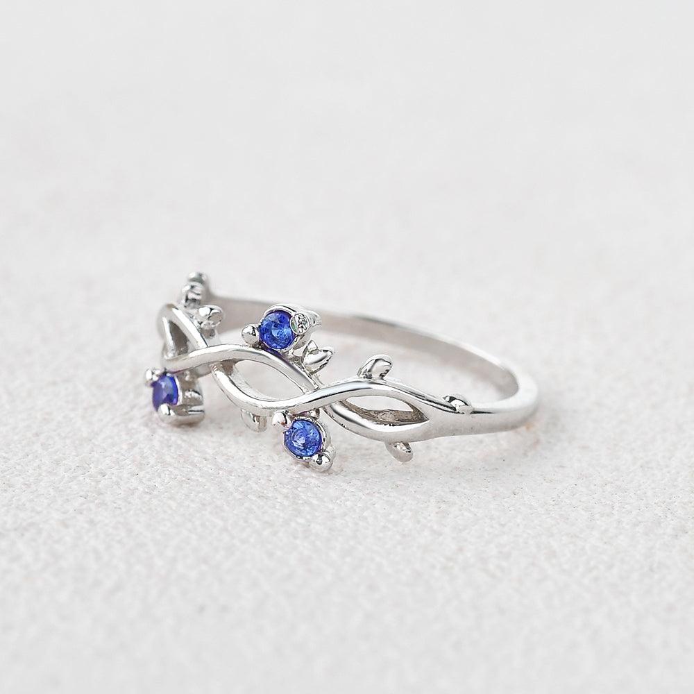 Felicegals Natural Sapphire Floral Inspired Ring - Felicegals 丨Wedding ring 丨Fashion ring 丨Diamond ring 丨Gemstone ring-Jewelry-Felicegals 丨Wedding ring 丨Fashion ring 丨Diamond ring 丨Gemstone ring