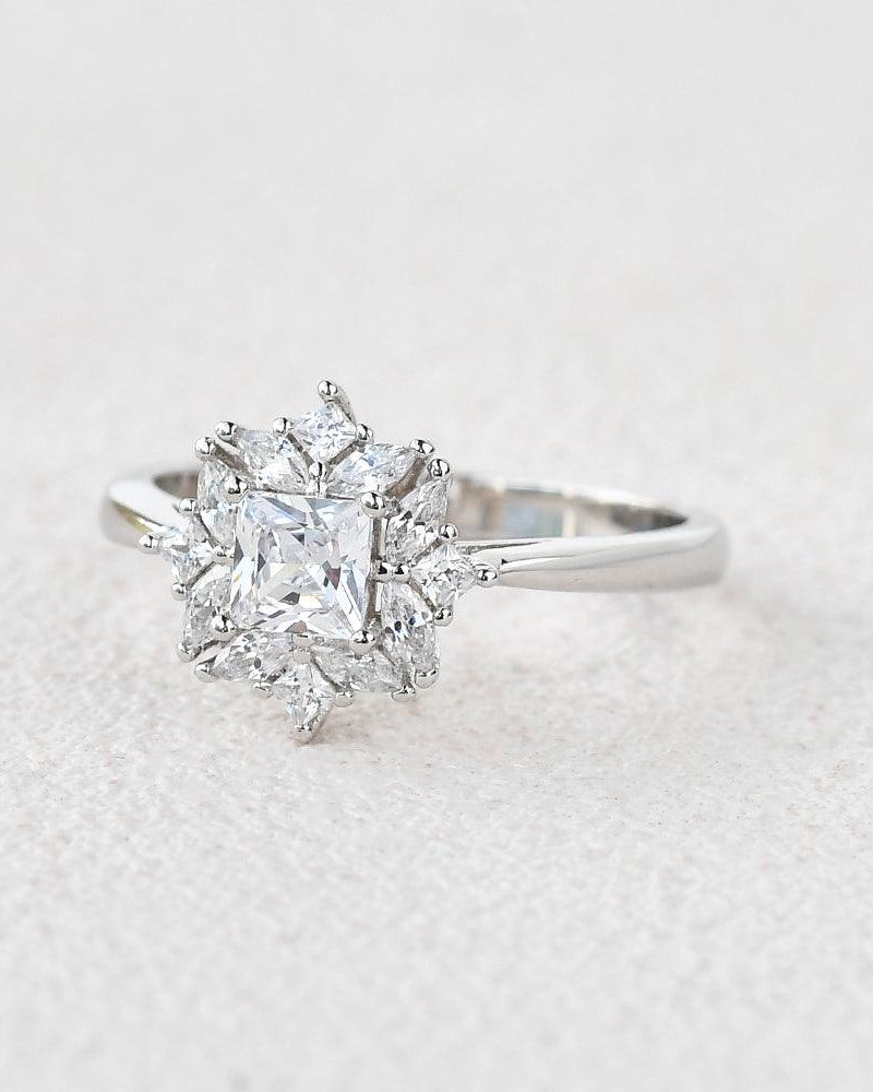 Princess Cut Moissanite White Gold Ring - Felicegals 丨Wedding ring 丨Fashion ring 丨Diamond ring 丨Gemstone ring-Jewelry-Felicegals 丨Wedding ring 丨Fashion ring 丨Diamond ring 丨Gemstone ring