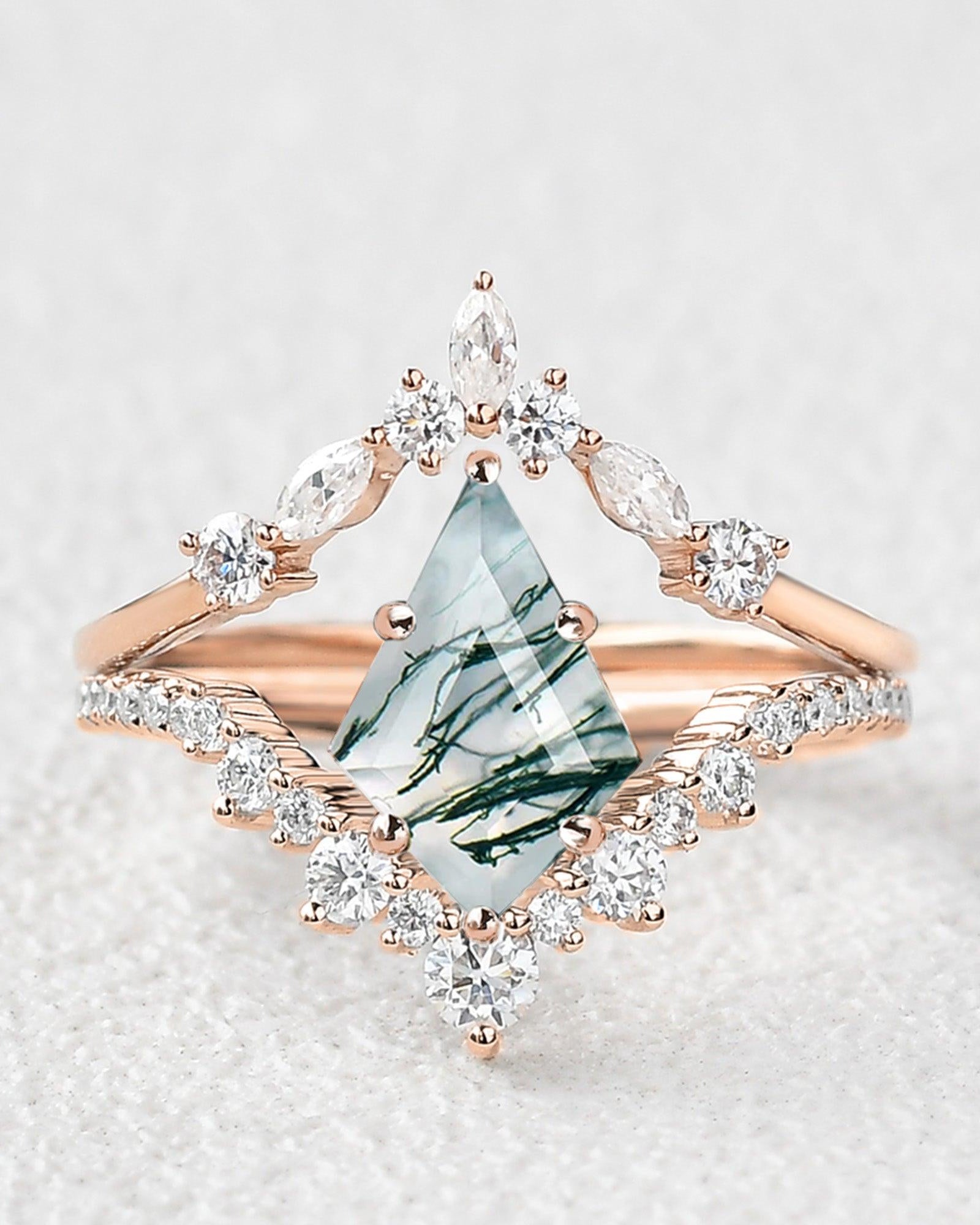 Kite Cut Moss Agate Chevron Engagement Ring Set 2pcs - Felicegals 丨Wedding ring 丨Fashion ring 丨Diamond ring 丨Gemstone ring