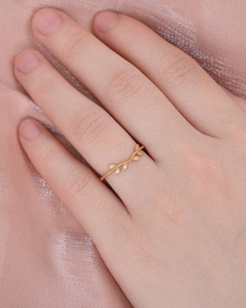 Vine Leaf Moissanite Yellow Gold Wedding Band - Felicegals 丨Wedding ring 丨Fashion ring 丨Diamond ring 丨Gemstone ring--Felicegals