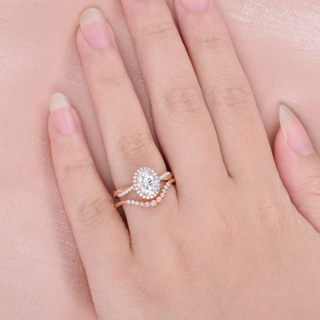 Oval Cut Moissanite & Opal Halo Rose Gold Ring Set 2pcs - Felicegals 丨Wedding ring 丨Fashion ring 丨Diamond ring 丨Gemstone ring--Felicegals 丨Wedding ring 丨Fashion ring 丨Diamond ring 丨Gemstone ring