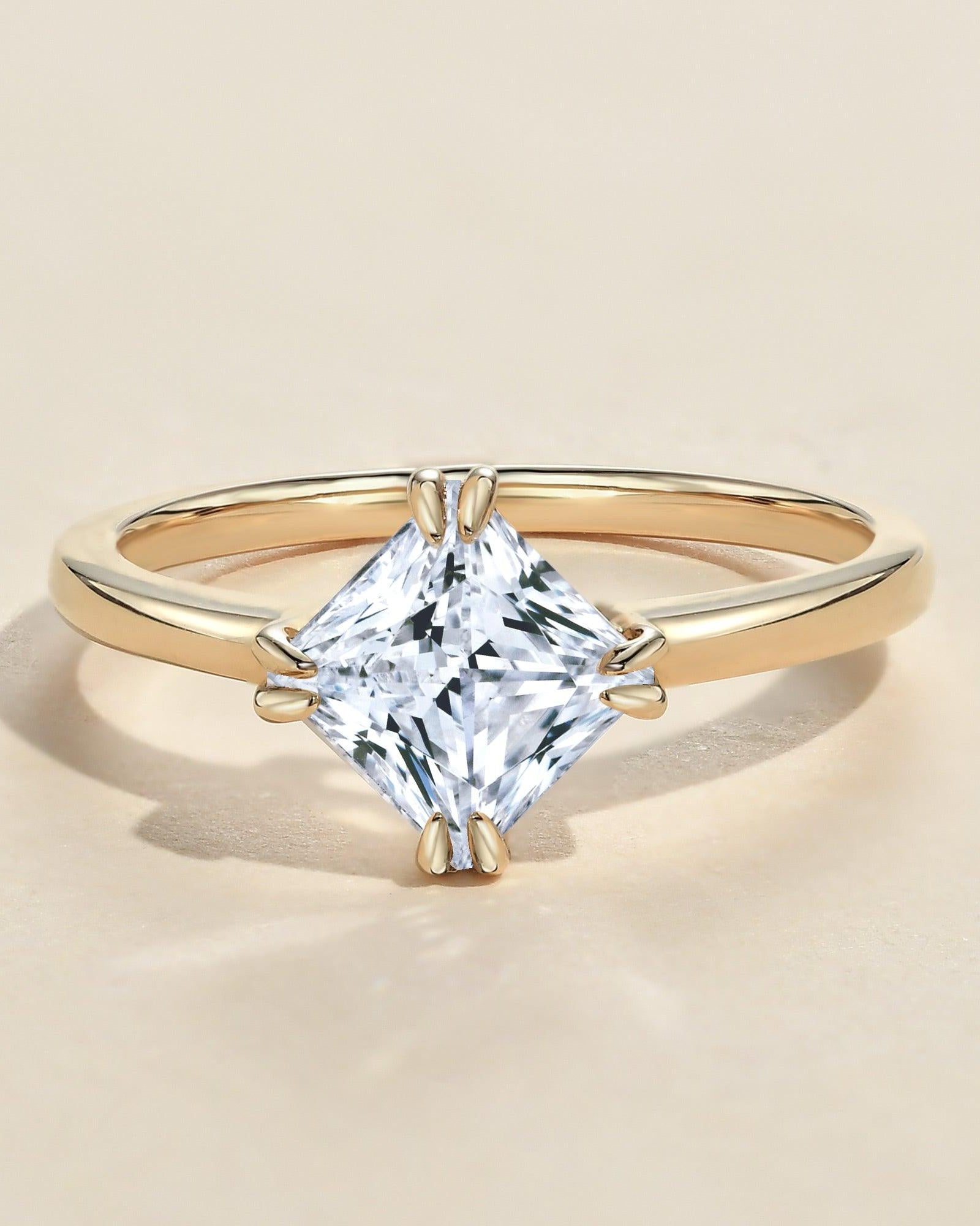 1.0ct Princess Cut Moissanite Double-Claw Solitaire Ring - Felicegals 丨Wedding ring 丨Fashion ring 丨Diamond ring 丨Gemstone ring