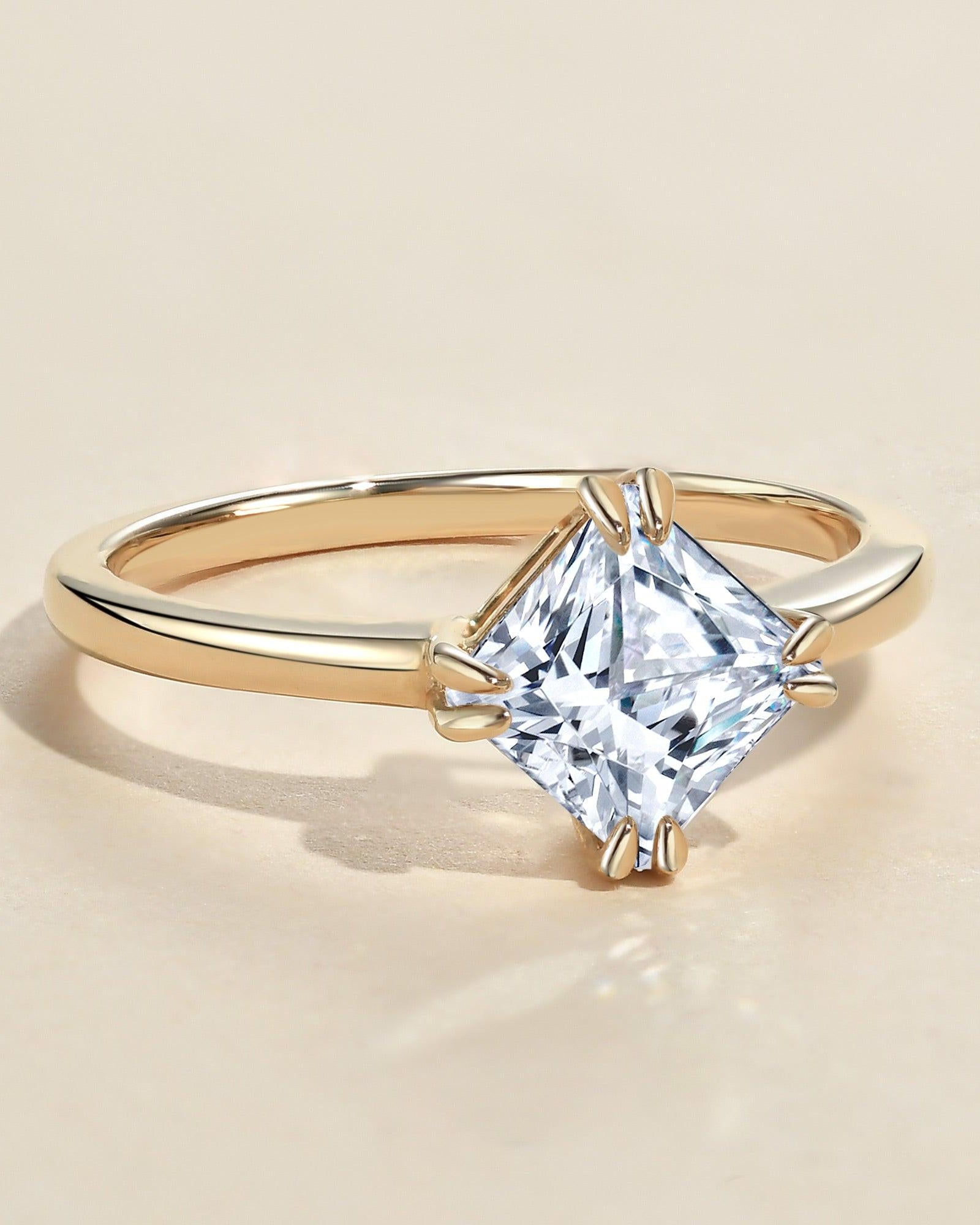 1.0ct Princess Cut Moissanite Double-Claw Solitaire Ring - Felicegals 丨Wedding ring 丨Fashion ring 丨Diamond ring 丨Gemstone ring