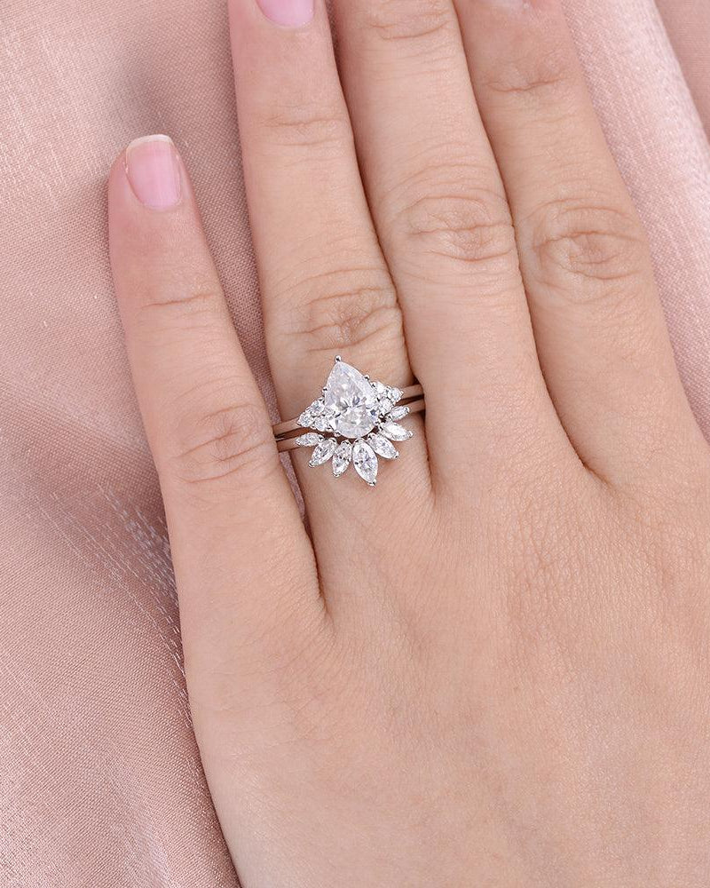 Pear Shaped Moissanite Rose Gold Cluster Ring Set 2pcs - Felicegals