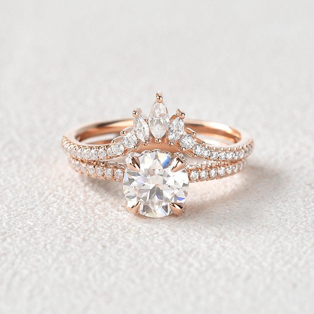 Felicegals Round Cut Moissanite Gold Ring Set 2pcs - Felicegals 丨Wedding ring 丨Fashion ring 丨Diamond ring 丨Gemstone ring--Felicegals 丨Wedding ring 丨Fashion ring 丨Diamond ring 丨Gemstone ring