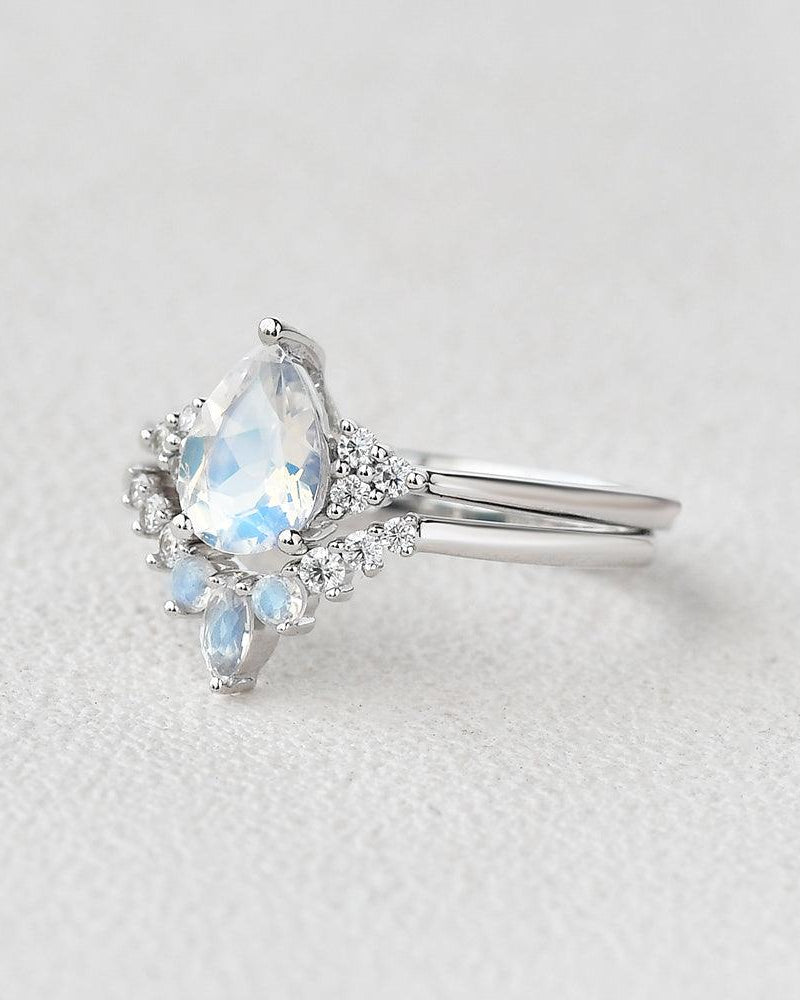 Pear Shaped Moonstone Vintage Inspired Ring Set 2pcs - Felicegals 丨Wedding ring 丨Fashion ring 丨Diamond ring 丨Gemstone ring--Felicegals 丨Wedding ring 丨Fashion ring 丨Diamond ring 丨Gemstone ring