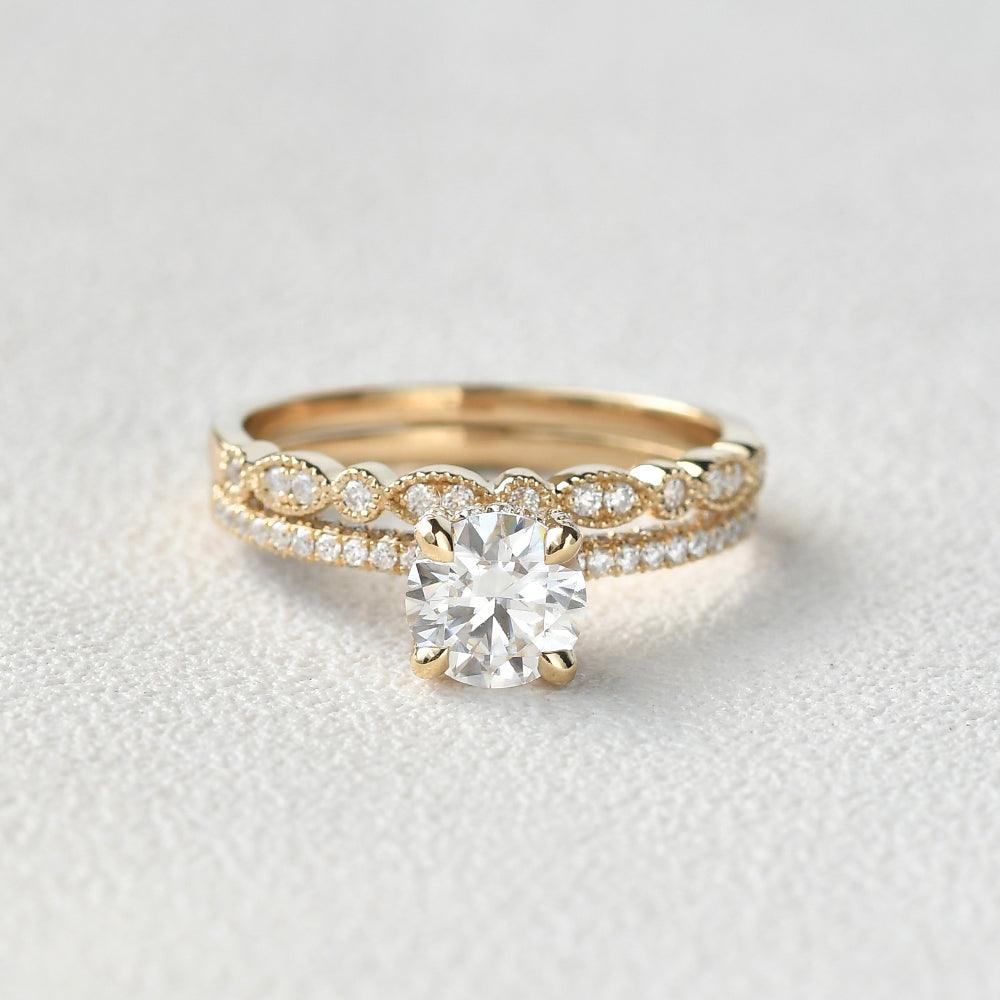 Classic 4 Prongs Moissanite Ring Set 2pcs - Felicegals 丨Wedding ring 丨Fashion ring 丨Diamond ring 丨Gemstone ring--Felicegals