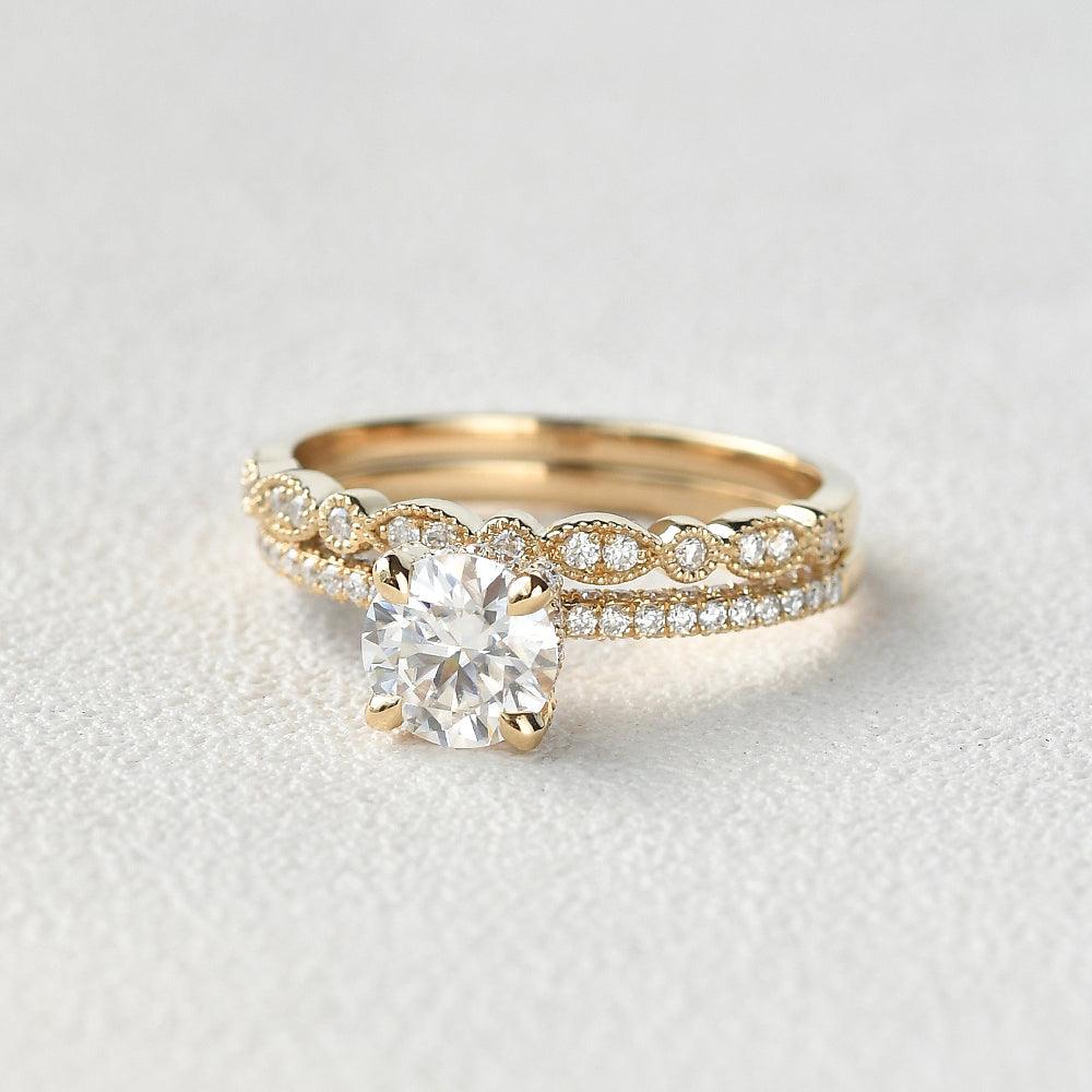 Classic 4 Prongs Moissanite Ring Set 2pcs - Felicegals 丨Wedding ring 丨Fashion ring 丨Diamond ring 丨Gemstone ring--Felicegals