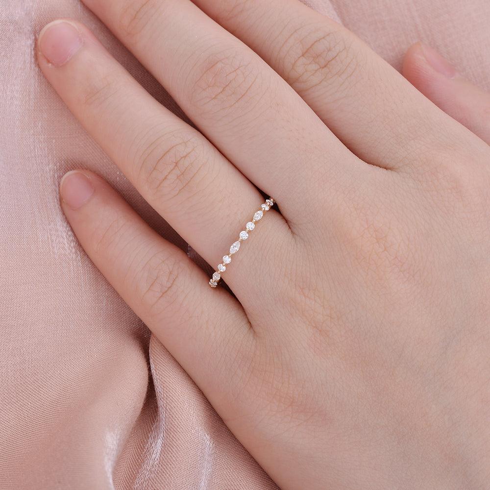 Moissanite Yellow Gold Full Eternity Ring - Felicegals 丨Wedding ring 丨Fashion ring 丨Diamond ring 丨Gemstone ring--Felicegals 丨Wedding ring 丨Fashion ring 丨Diamond ring 丨Gemstone ring