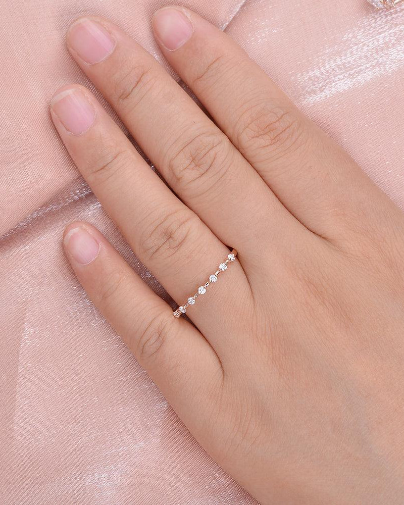 Minimalist Moissanite Wedding Band - Felicegals 丨Wedding ring 丨Fashion ring 丨Diamond ring 丨Gemstone ring--Felicegals