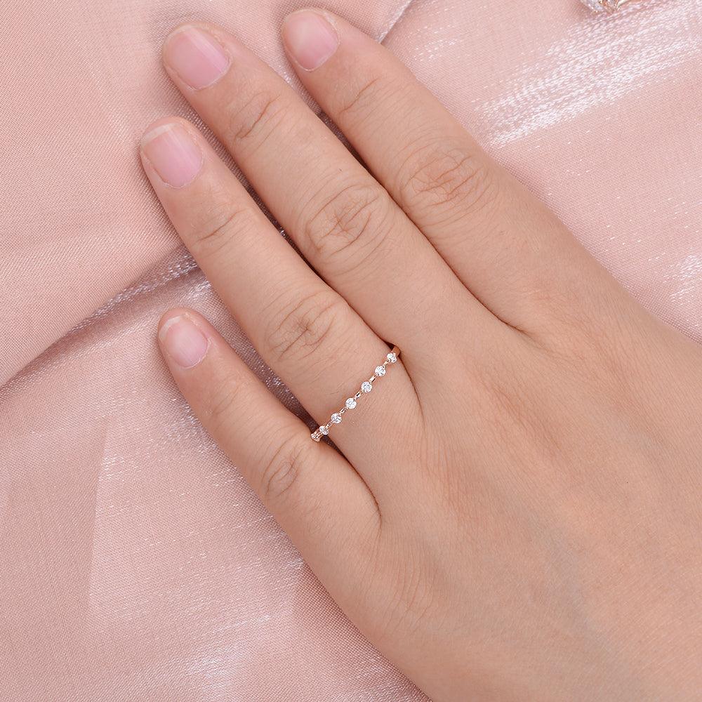 Minimalist Moissanite Wedding Band - Felicegals 丨Wedding ring 丨Fashion ring 丨Diamond ring 丨Gemstone ring--Felicegals