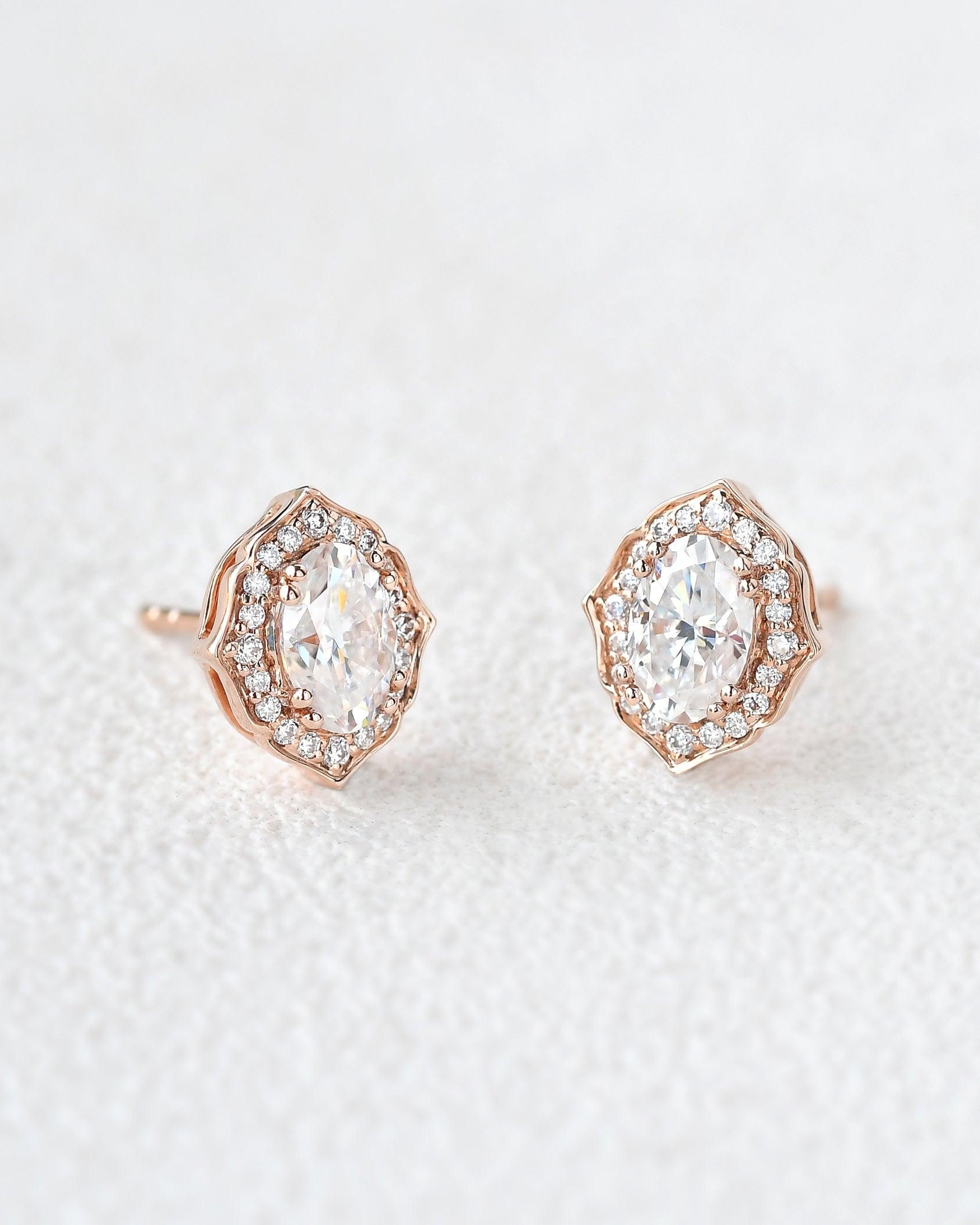 Felicegals Moissanite Geometric Halo Earrings - Felicegals 丨Wedding ring 丨Fashion ring 丨Diamond ring 丨Gemstone ring--Felicegals 丨Wedding ring 丨Fashion ring 丨Diamond ring 丨Gemstone ring