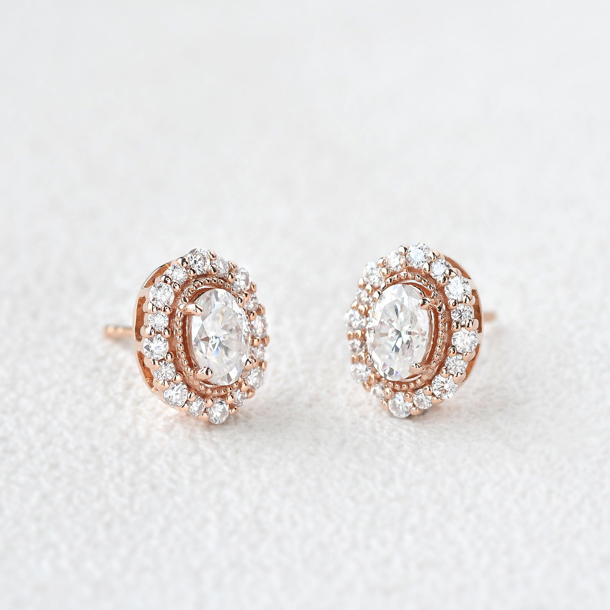 Felicegals Moissanite Halo Extravaganza Earrings - Felicegals 丨Wedding ring 丨Fashion ring 丨Diamond ring 丨Gemstone ring--Felicegals 丨Wedding ring 丨Fashion ring 丨Diamond ring 丨Gemstone ring