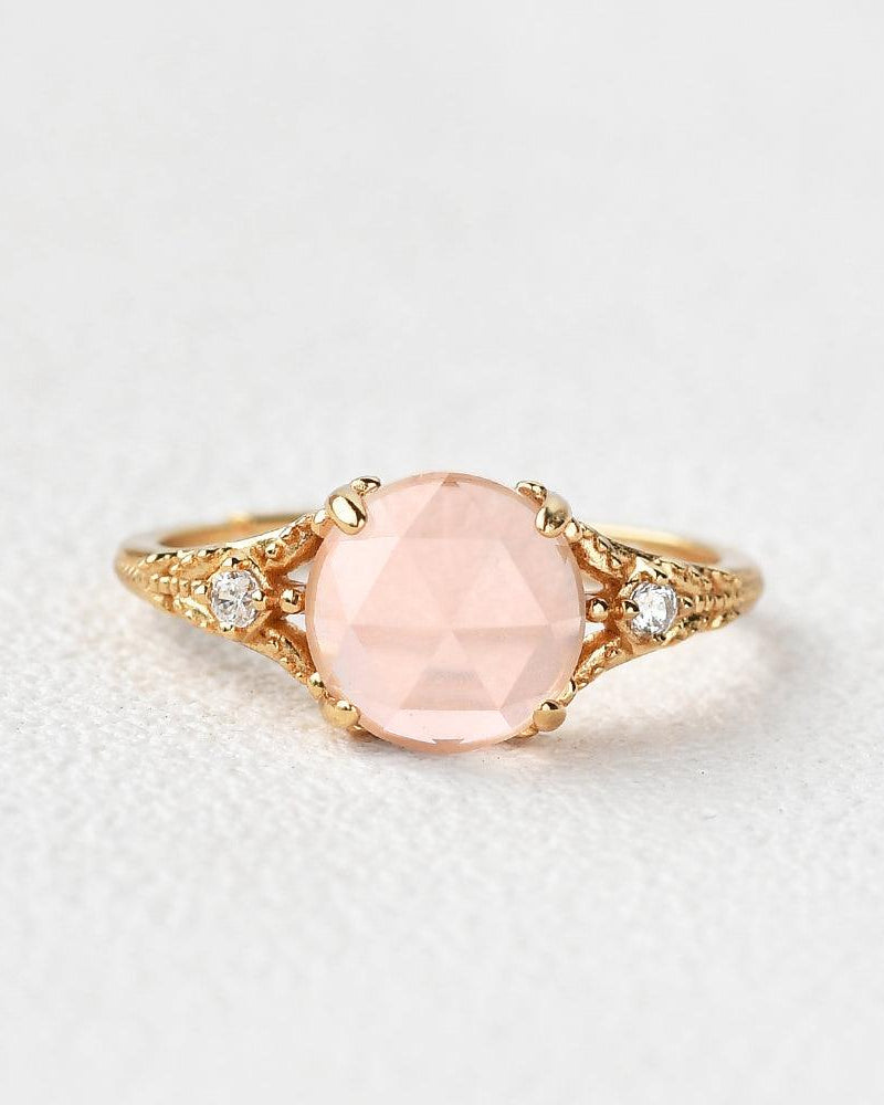 Rose Cut Pink Crsytal Vintage Inspired Yellow Gold Ring - Felicegals 丨Wedding ring 丨Fashion ring 丨Diamond ring 丨Gemstone ring--Felicegals 丨Wedding ring 丨Fashion ring 丨Diamond ring 丨Gemstone ring