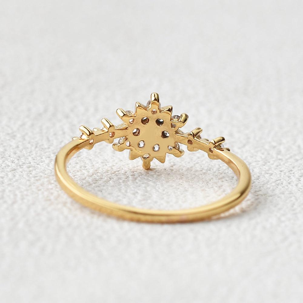 Floral Vintage Inspired Moissanite Yellow Gold Ring - Felicegals 丨Wedding ring 丨Fashion ring 丨Diamond ring 丨Gemstone ring--Felicegals 丨Wedding ring 丨Fashion ring 丨Diamond ring 丨Gemstone ring