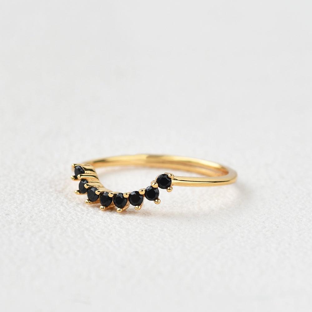 Round Cut Black Spinel Curved Band Ring - Felicegals 丨Wedding ring 丨Fashion ring 丨Diamond ring 丨Gemstone ring--Felicegals