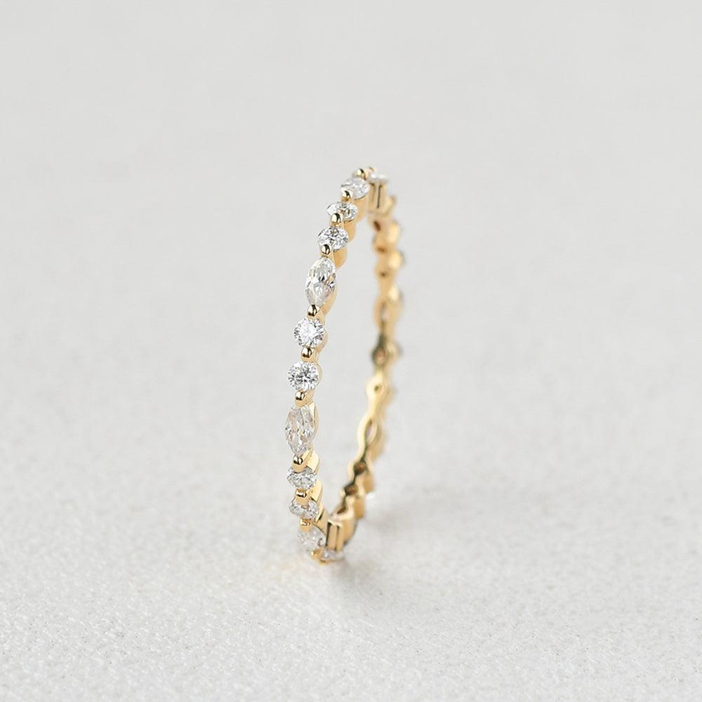 Moissanite Yellow Gold Full Eternity Ring - Felicegals 丨Wedding ring 丨Fashion ring 丨Diamond ring 丨Gemstone ring--Felicegals 丨Wedding ring 丨Fashion ring 丨Diamond ring 丨Gemstone ring