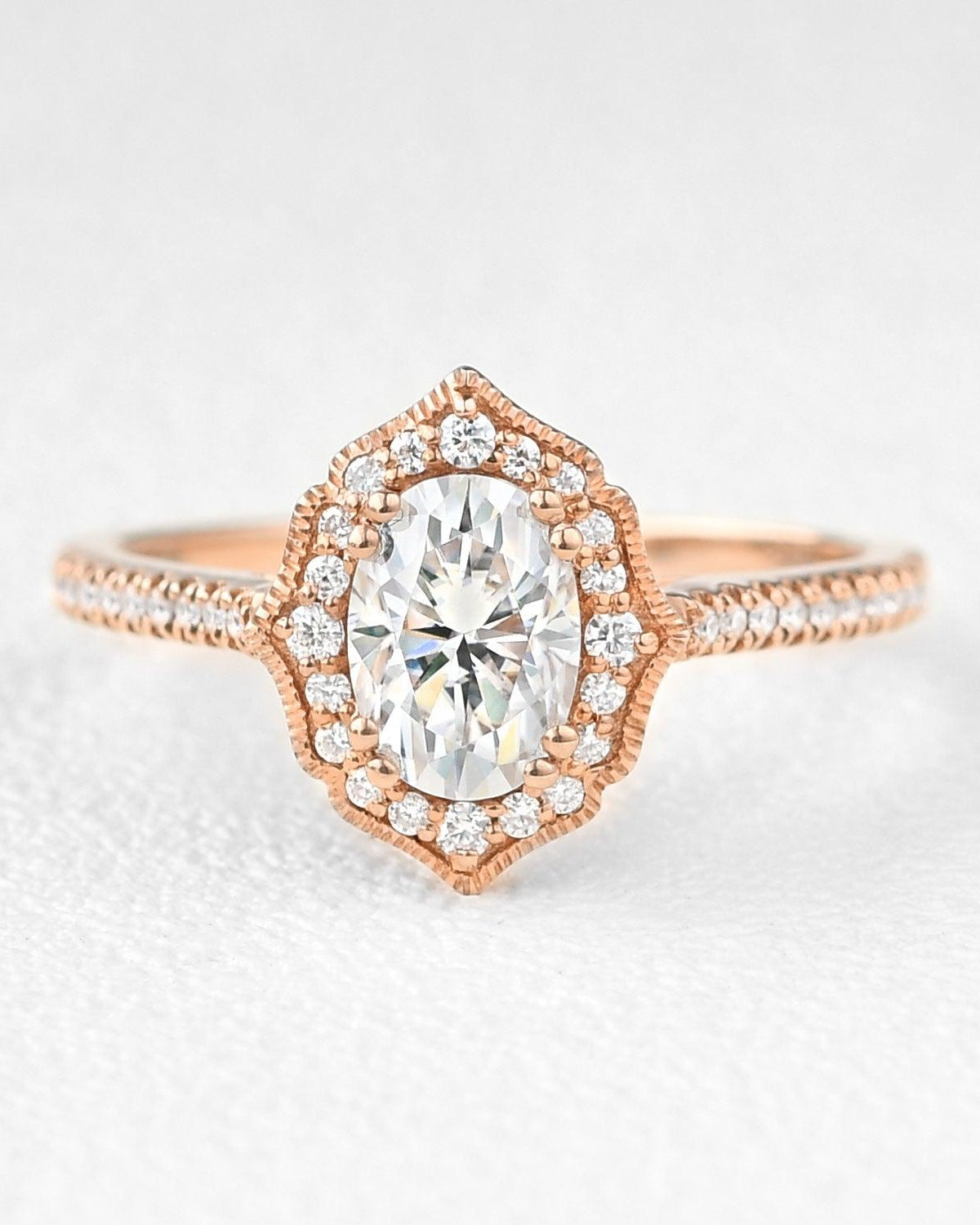 Oval Moissanite White Gold Antique Ring - Felicegals 丨Wedding ring 丨Fashion ring 丨Diamond ring 丨Gemstone ring