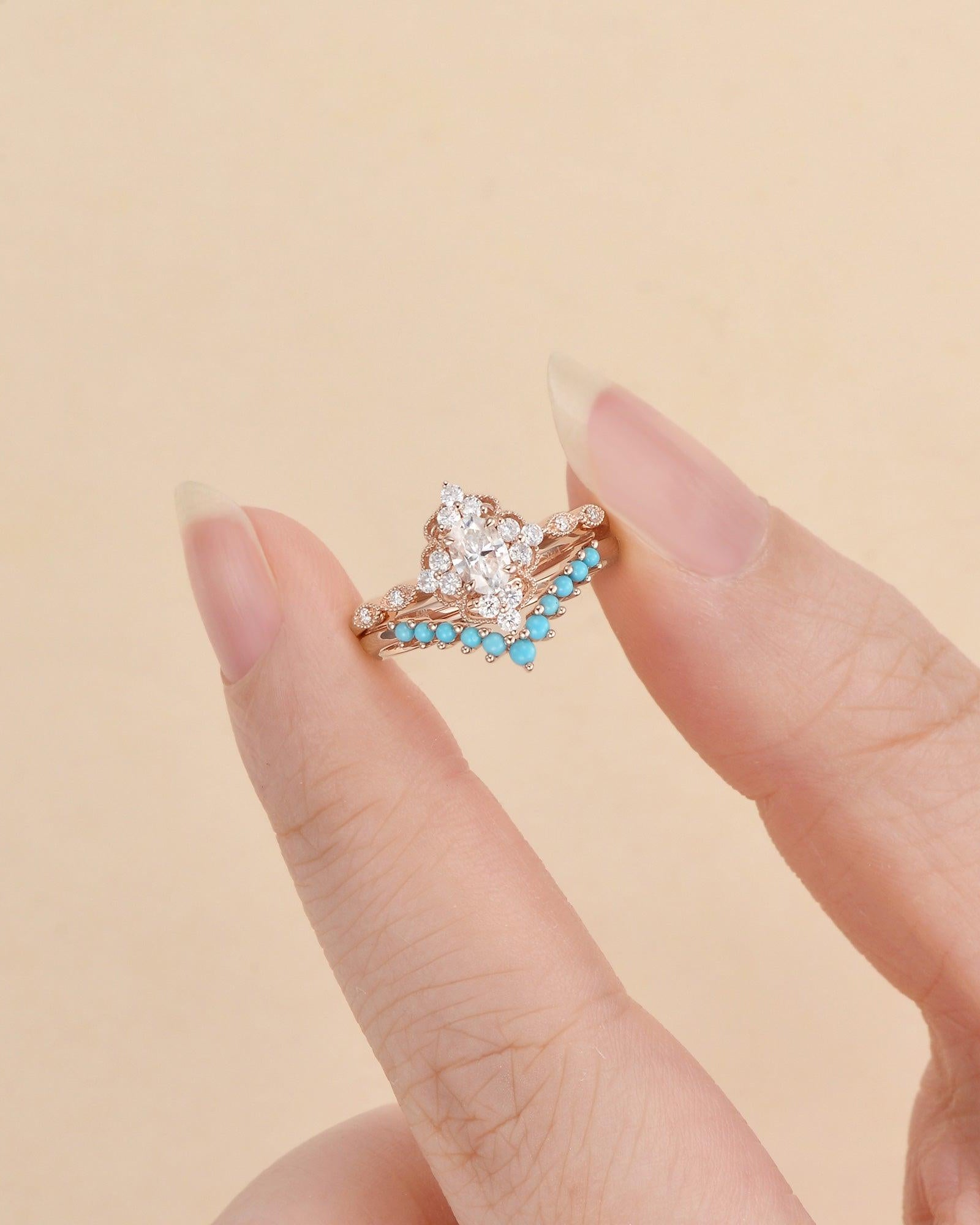 1.0ct Bohemian Moissanite Vintage Halo Ring Set 2pcs - Felicegals 丨Wedding ring 丨Fashion ring 丨Diamond ring 丨Gemstone ring