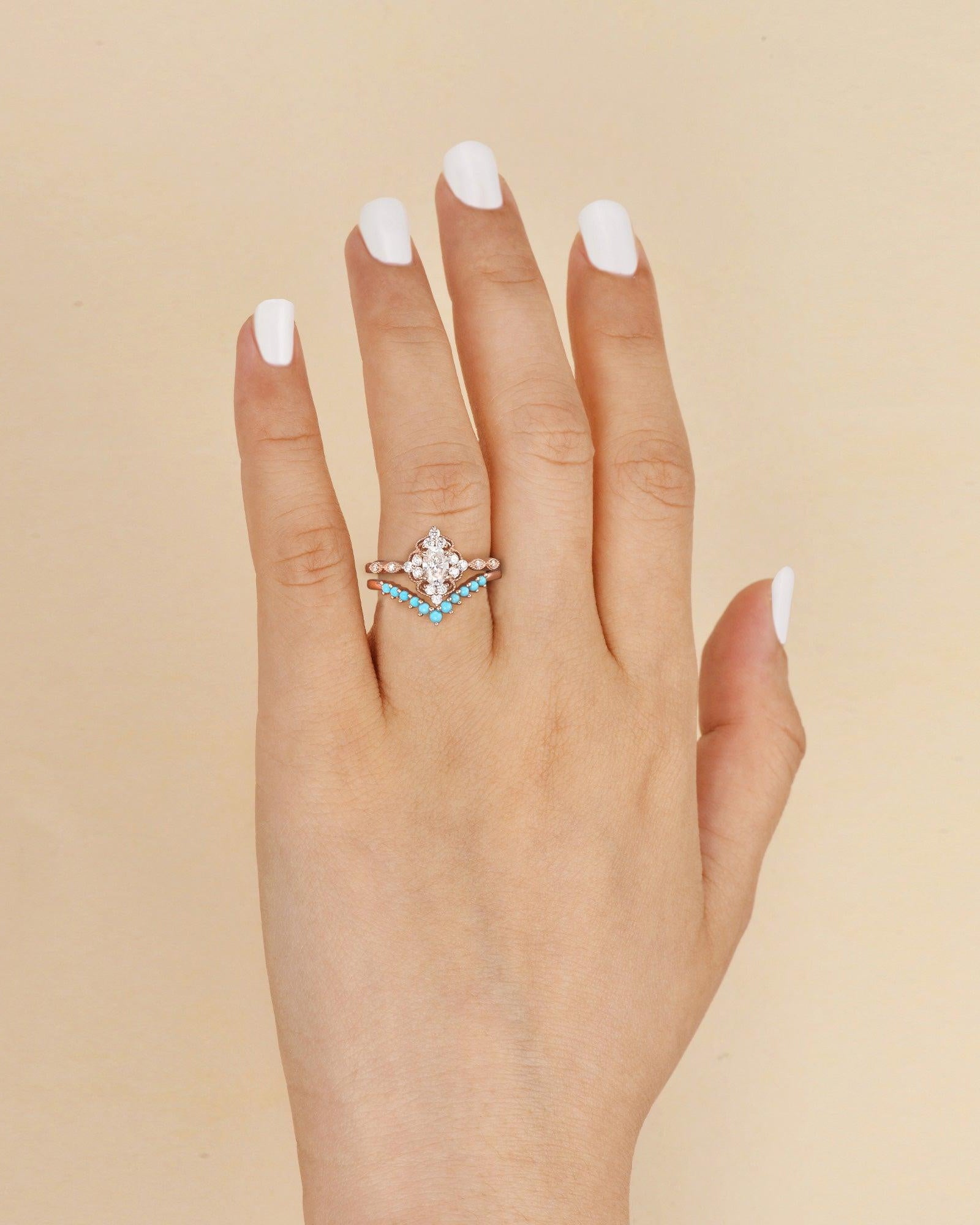 1.0ct Bohemian Moissanite Vintage Halo Ring Set 2pcs - Felicegals 丨Wedding ring 丨Fashion ring 丨Diamond ring 丨Gemstone ring