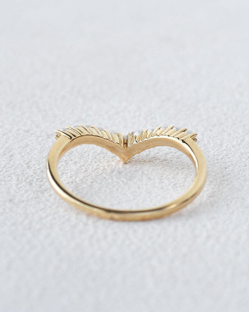 Natural Pearl Curved Wedding Band - Felicegals 丨Wedding ring 丨Fashion ring 丨Diamond ring 丨Gemstone ring--Felicegals