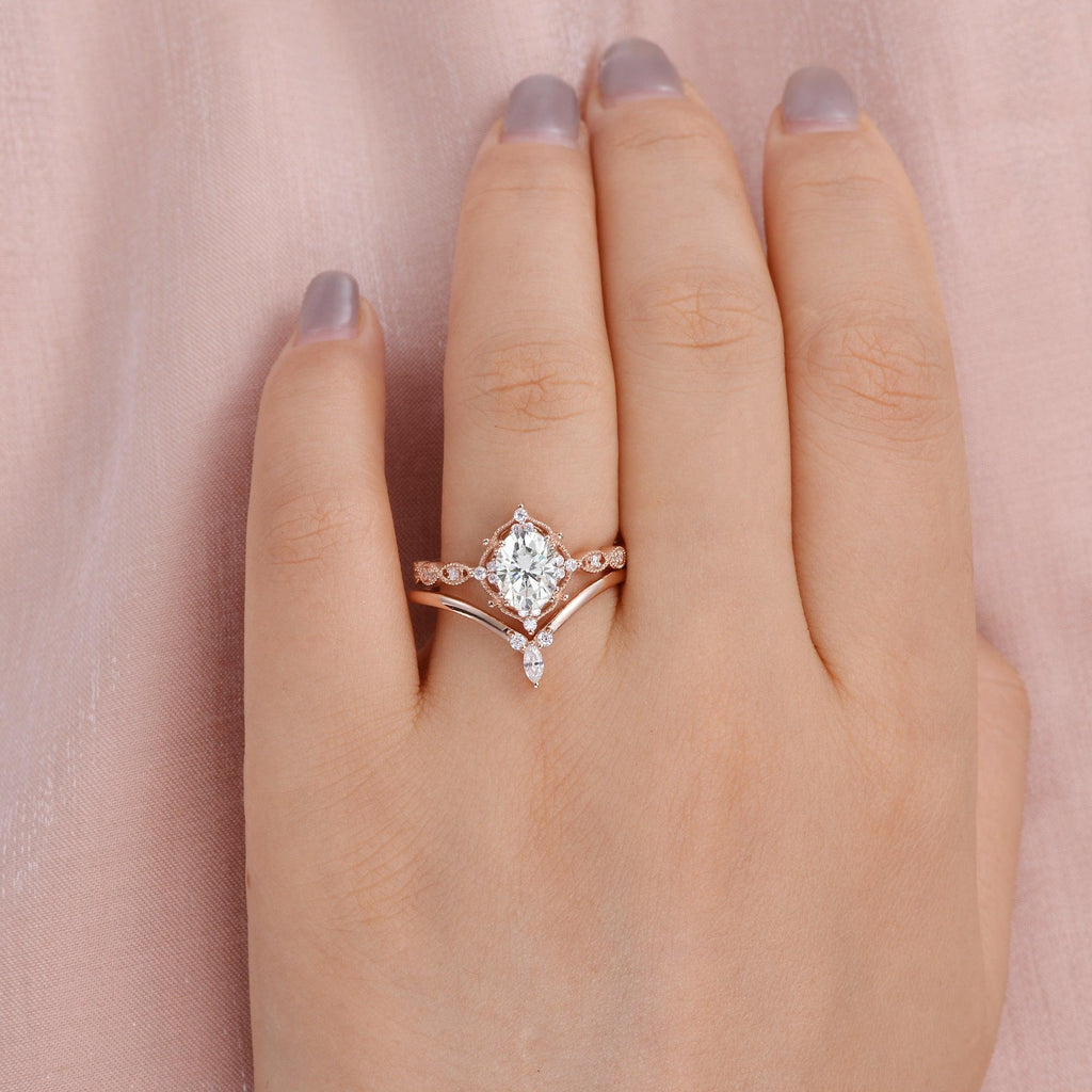 Oval Cut Moissanite Rose Gold Ring Set 2pcs - Felicegals 丨Wedding ring 丨Fashion ring 丨Diamond ring 丨Gemstone ring--Felicegals 丨Wedding ring 丨Fashion ring 丨Diamond ring 丨Gemstone ring