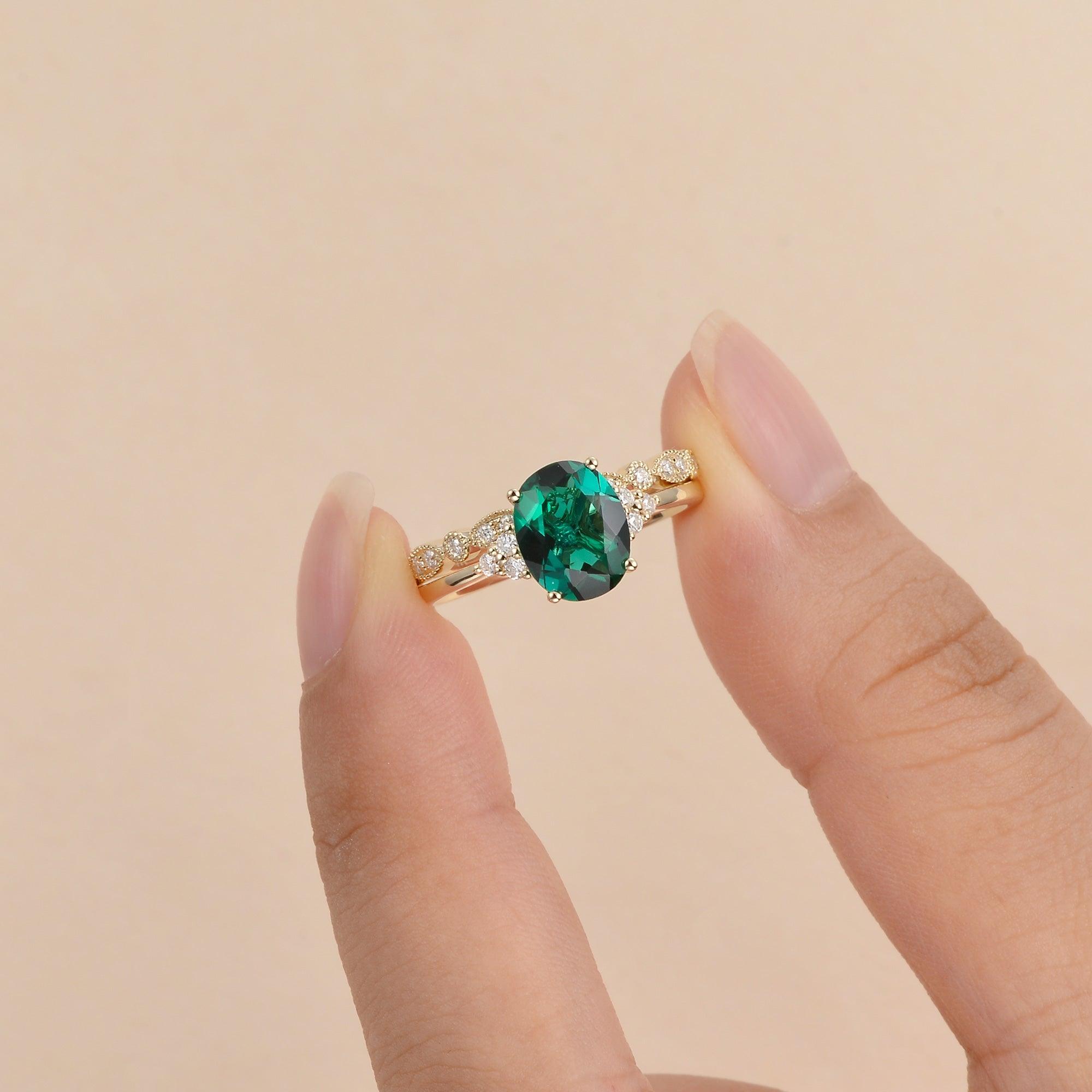 2ct Lab Emerald Oval Cut Yellow Gold Ring Set 2pcs - Felicegals 丨Wedding ring 丨Fashion ring 丨Diamond ring 丨Gemstone ring