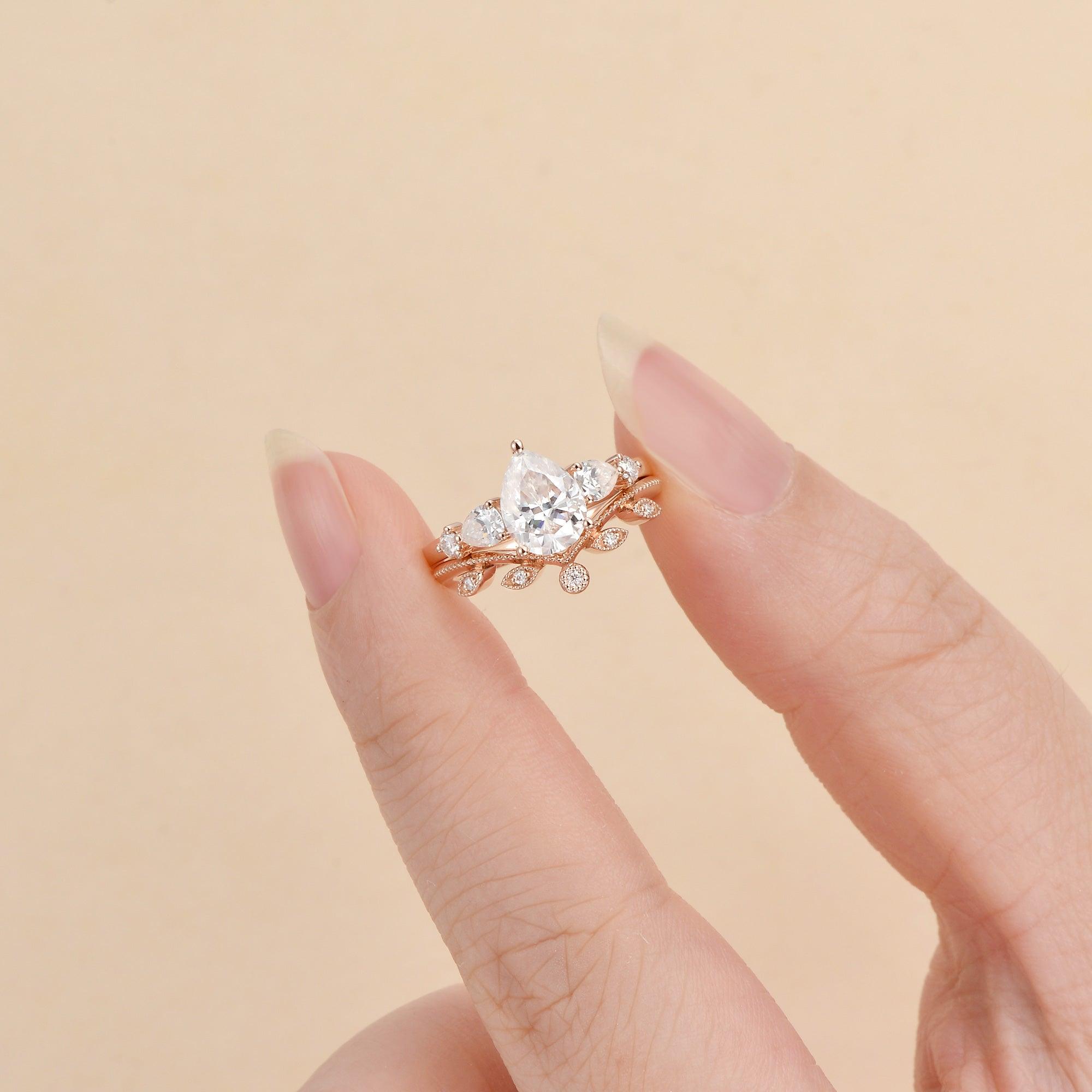 1.2ct Pear Shaped Cluster Moissanite Bridal Set 2pcs Ring - Felicegals 丨Wedding ring 丨Fashion ring 丨Diamond ring 丨Gemstone ring