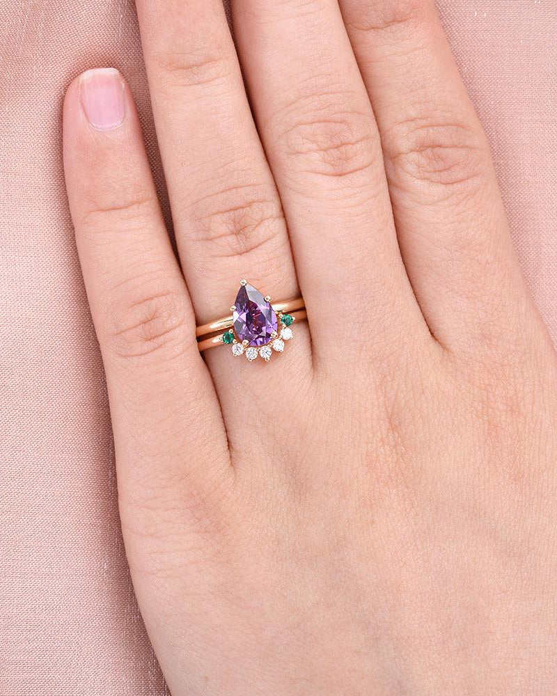 Alexandirte & Emerald & Moissanite Pear Shaped Ring Set 2pcs - Felicegals 丨Wedding ring 丨Fashion ring 丨Diamond ring 丨Gemstone ring--Felicegals