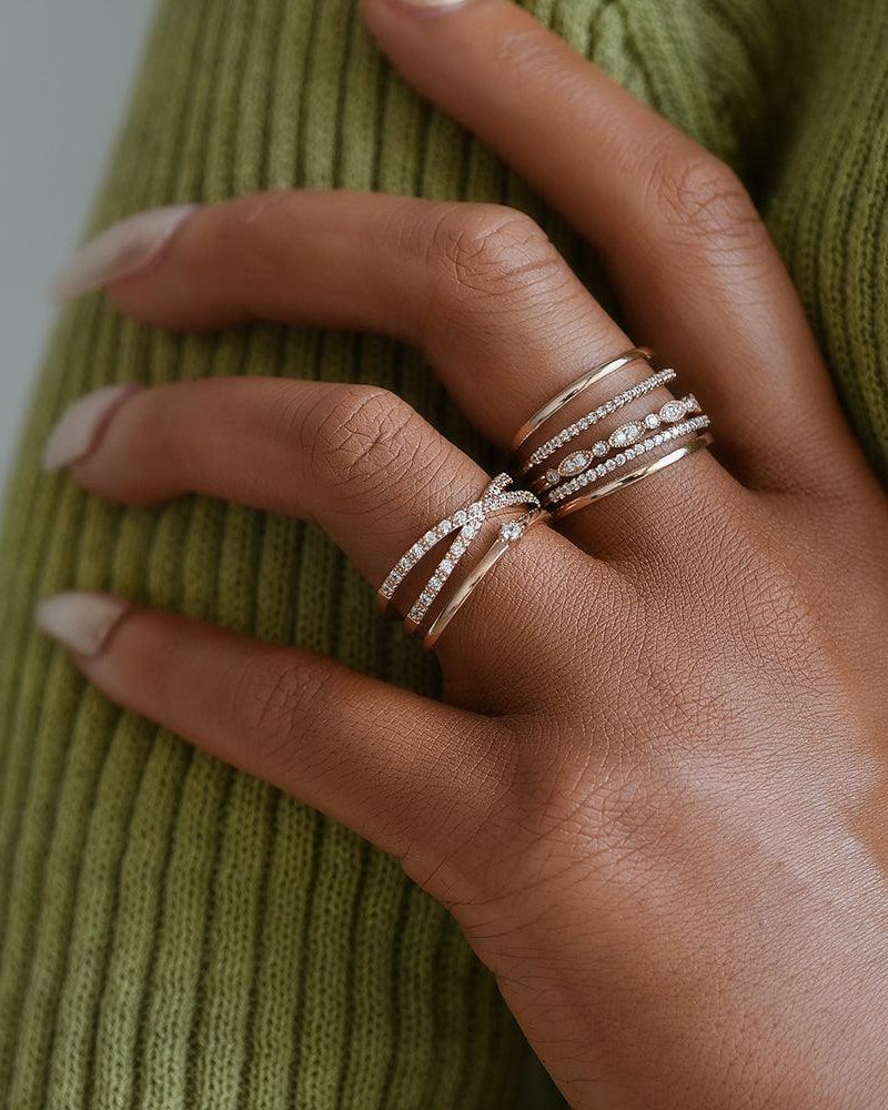 Criss Cross Moissanite Wedding Band - Felicegals 丨Wedding ring 丨Fashion ring 丨Diamond ring 丨Gemstone ring--Felicegals 丨Wedding ring 丨Fashion ring 丨Diamond ring 丨Gemstone ring