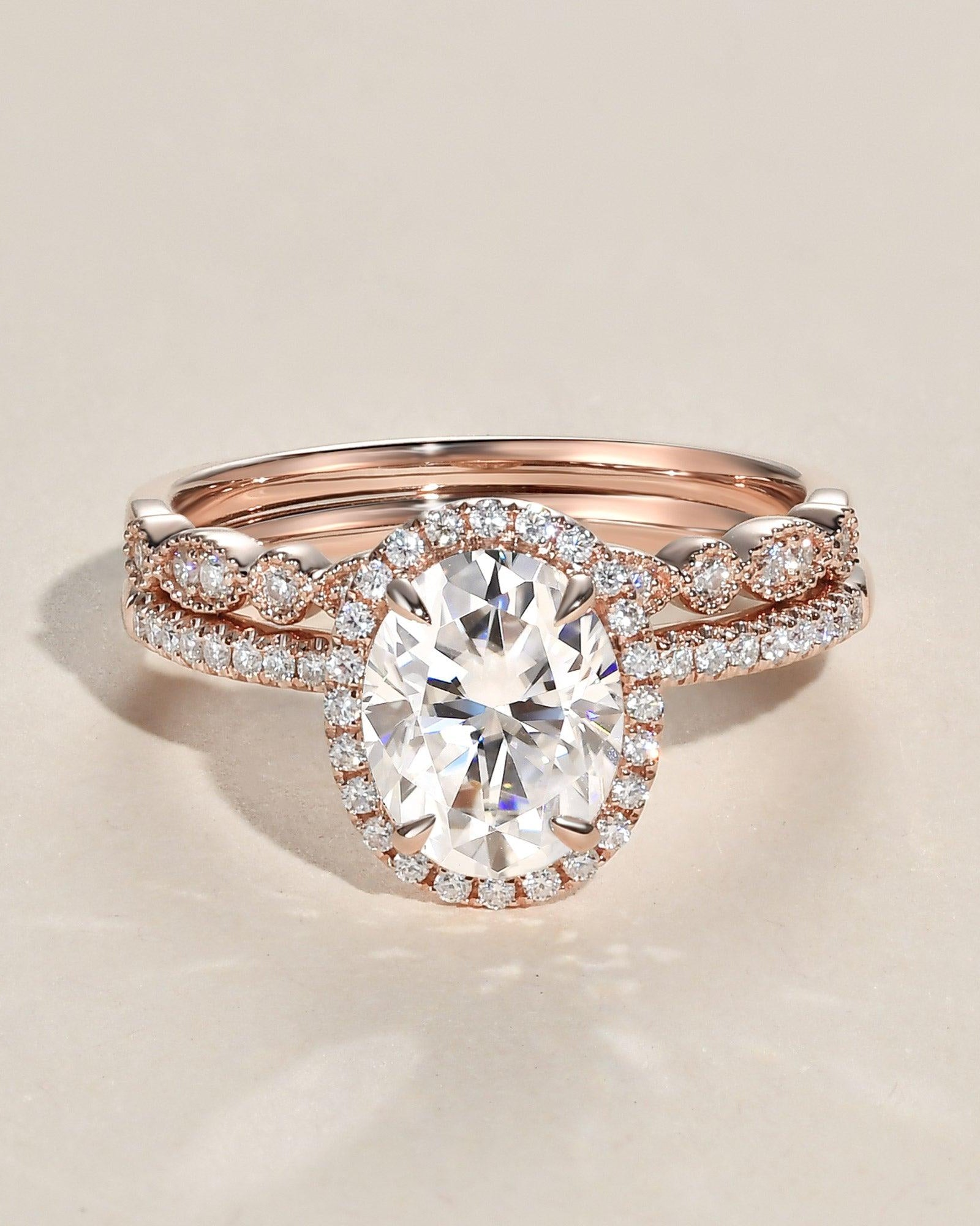 2.0ct Oval Moissanite Pave Vintage Halo Ring Set 2pcs - Felicegals 丨Wedding ring 丨Fashion ring 丨Diamond ring 丨Gemstone ring