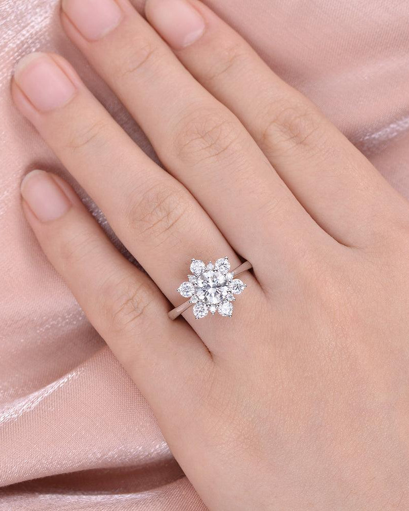 Flower Shaped Moissanite White Gold Ring - Felicegals