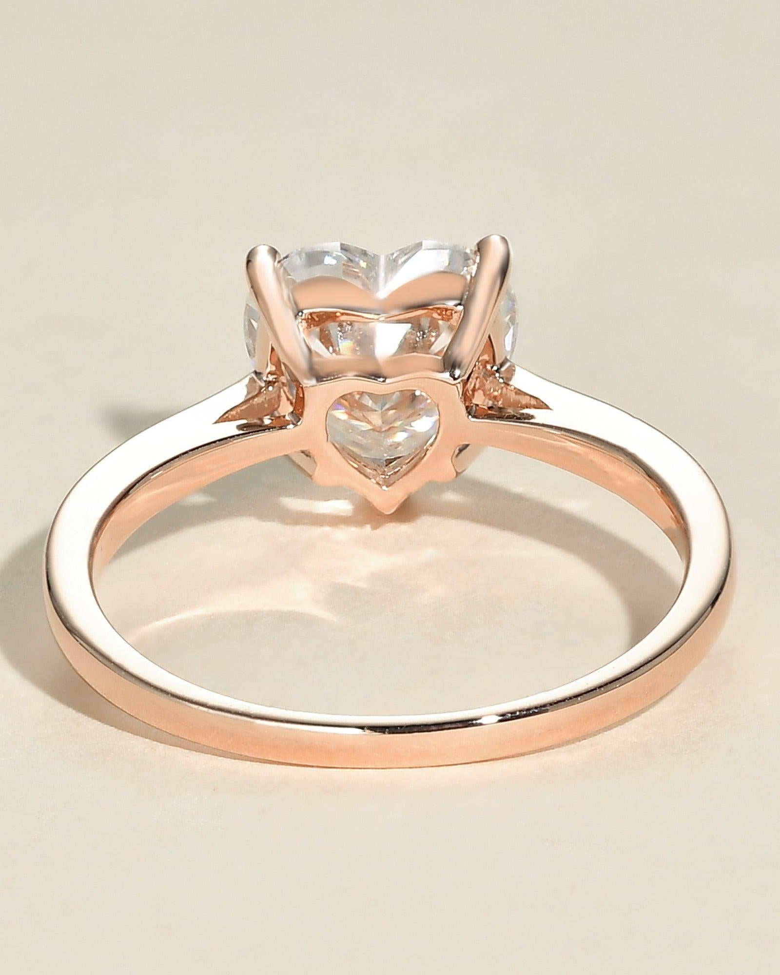 2.0ct Heart Shaped Moissanite Classic Solitaire Ring - Felicegals 丨Wedding ring 丨Fashion ring 丨Diamond ring 丨Gemstone ring