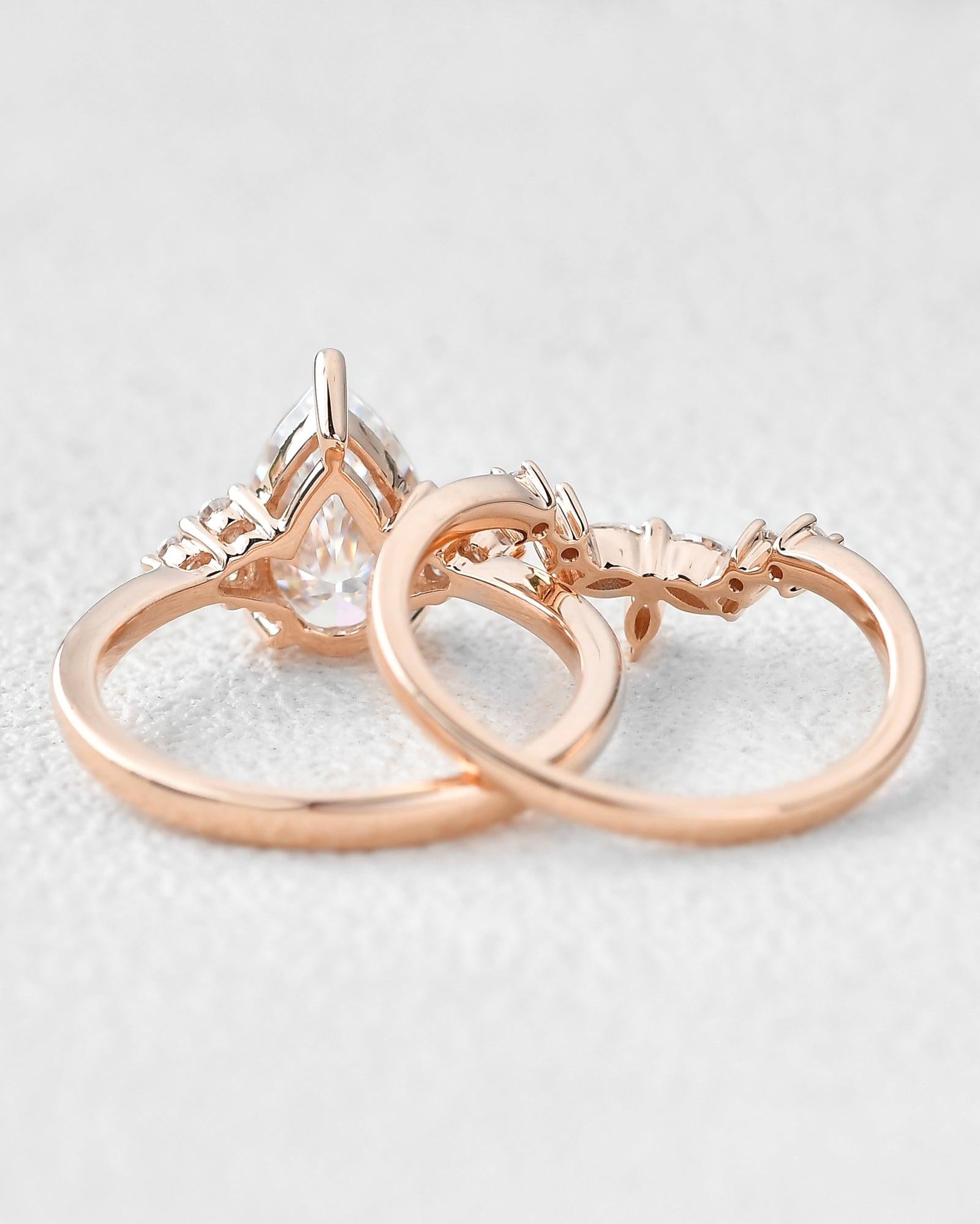 2.0ct Pear Shaped Moissanite Rose Gold Ring Set 2pcs - Felicegals 丨Wedding ring 丨Fashion ring 丨Diamond ring 丨Gemstone ring