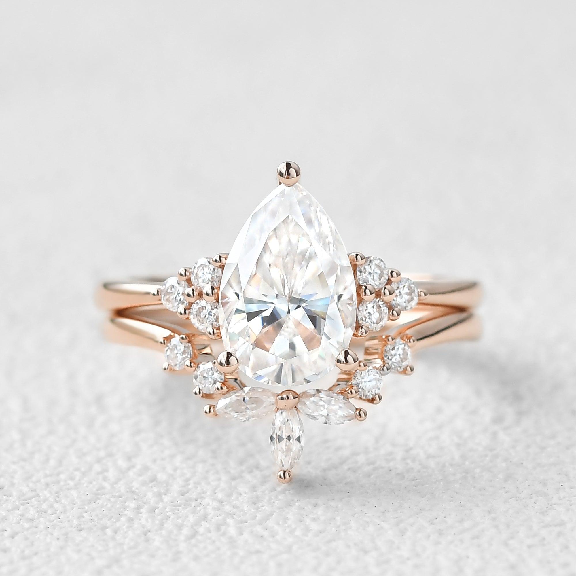 2.0ct Pear Shaped Moissanite Rose Gold Ring Set 2pcs - Felicegals 丨Wedding ring 丨Fashion ring 丨Diamond ring 丨Gemstone ring