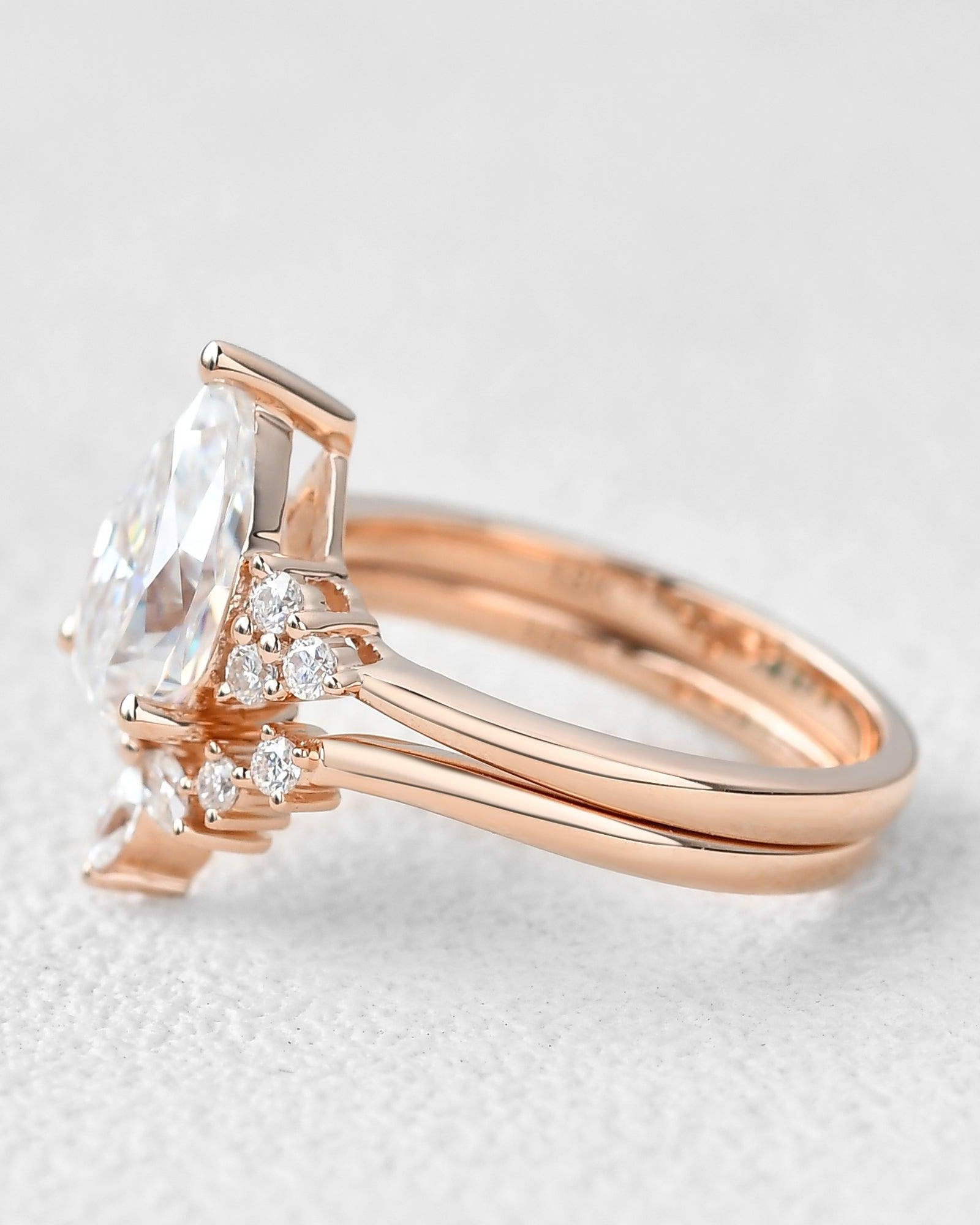 2.0ct Pear Shaped Moissanite Rose Gold Ring Set 2pcs - Felicegals 丨Wedding ring 丨Fashion ring 丨Diamond ring 丨Gemstone ring