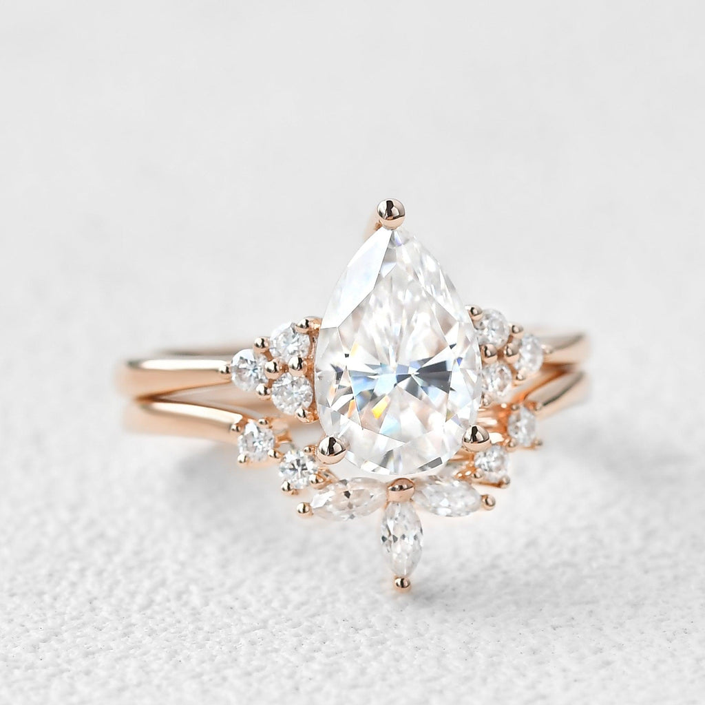 2.0ct Pear Shaped Moissanite Rose Gold Ring Set 2pcs - Felicegals 丨Wedding ring 丨Fashion ring 丨Diamond ring 丨Gemstone ring