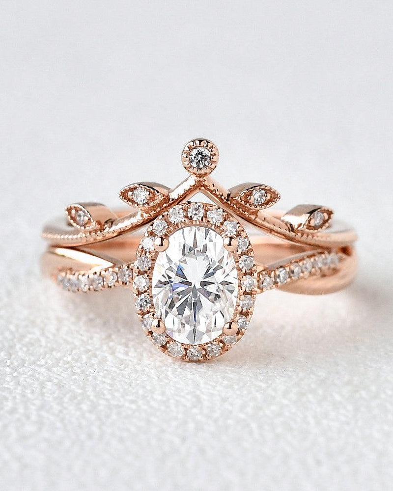 Oval 1.5ct Moissanite Chevron Bridal Set 2pcs Ring - Felicegals