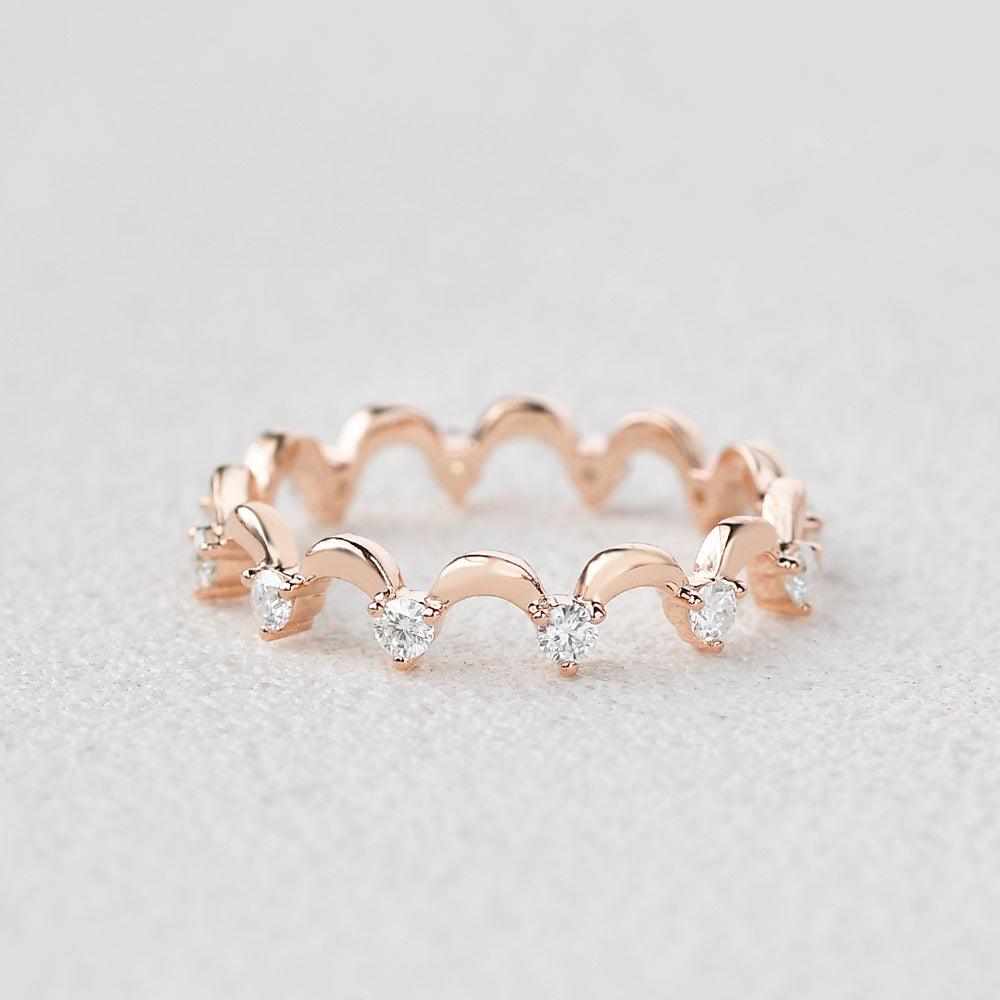 Moissanite Wave Inspied Cluster Rose Gold Band - Felicegals 丨Wedding ring 丨Fashion ring 丨Diamond ring 丨Gemstone ring--Felicegals 丨Wedding ring 丨Fashion ring 丨Diamond ring 丨Gemstone ring
