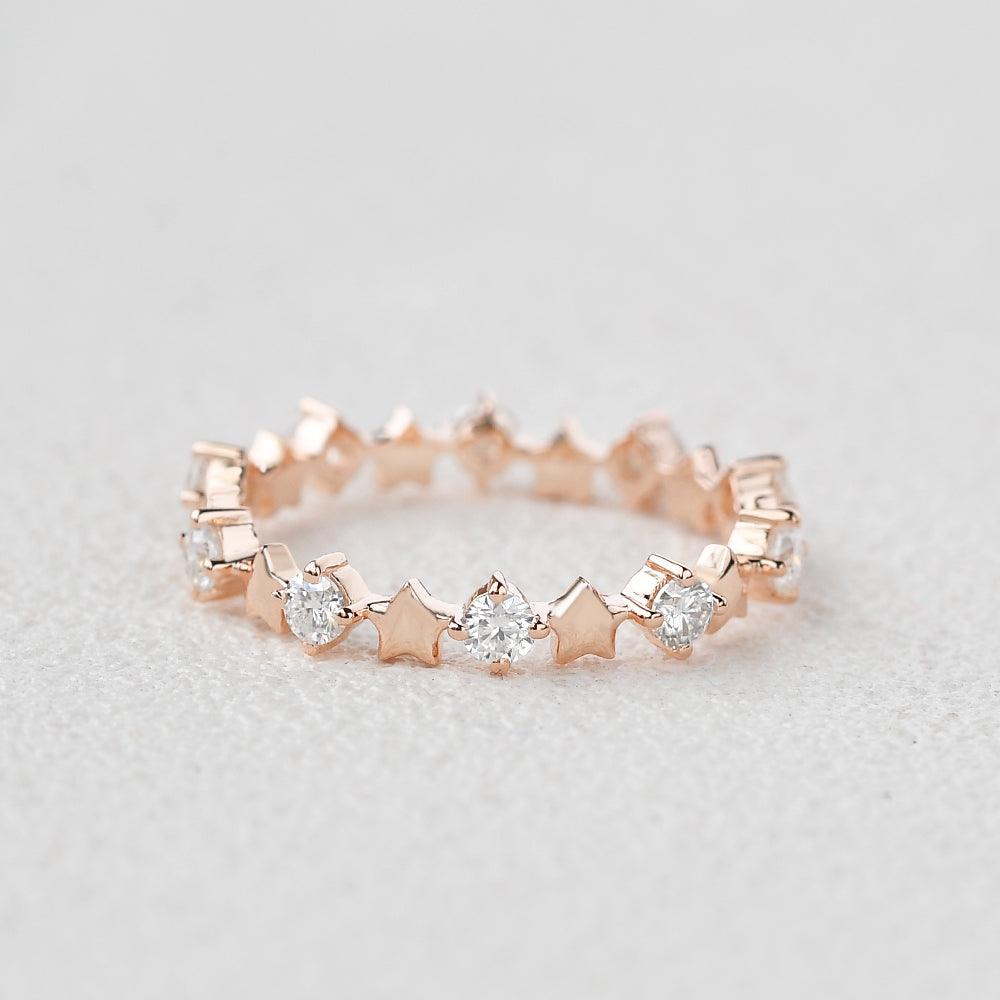 Moissanite Star Inspied Cluster Rose Gold Band - Felicegals 丨Wedding ring 丨Fashion ring 丨Diamond ring 丨Gemstone ring--Felicegals 丨Wedding ring 丨Fashion ring 丨Diamond ring 丨Gemstone ring