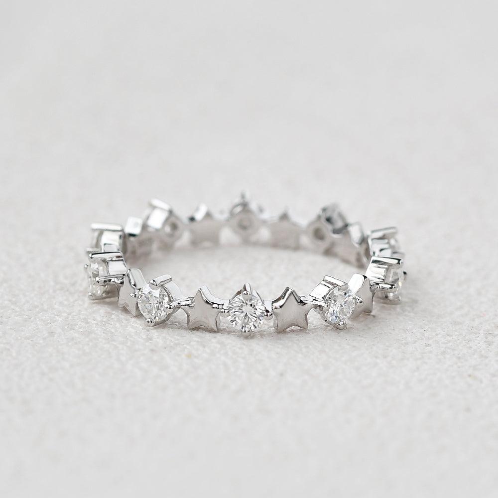 Moissanite Star Inspied Cluster Rose Gold Band - Felicegals 丨Wedding ring 丨Fashion ring 丨Diamond ring 丨Gemstone ring--Felicegals 丨Wedding ring 丨Fashion ring 丨Diamond ring 丨Gemstone ring