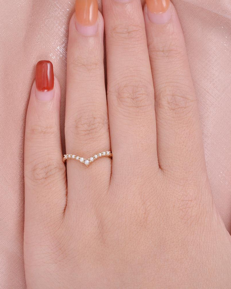 Natural Pearl Curved Wedding Band - Felicegals 丨Wedding ring 丨Fashion ring 丨Diamond ring 丨Gemstone ring--Felicegals