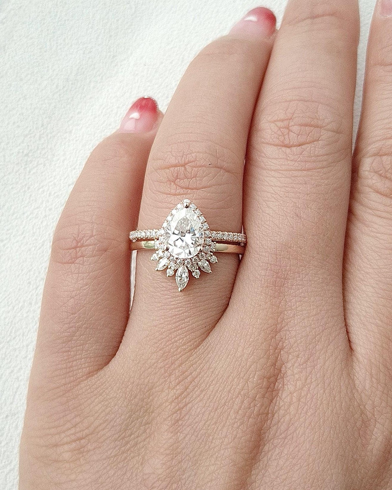 Moissanite Pear Cut Halo White Gold Ring Set 2pcs - Felicegals 丨Wedding ring 丨Fashion ring 丨Diamond ring 丨Gemstone ring--Felicegals