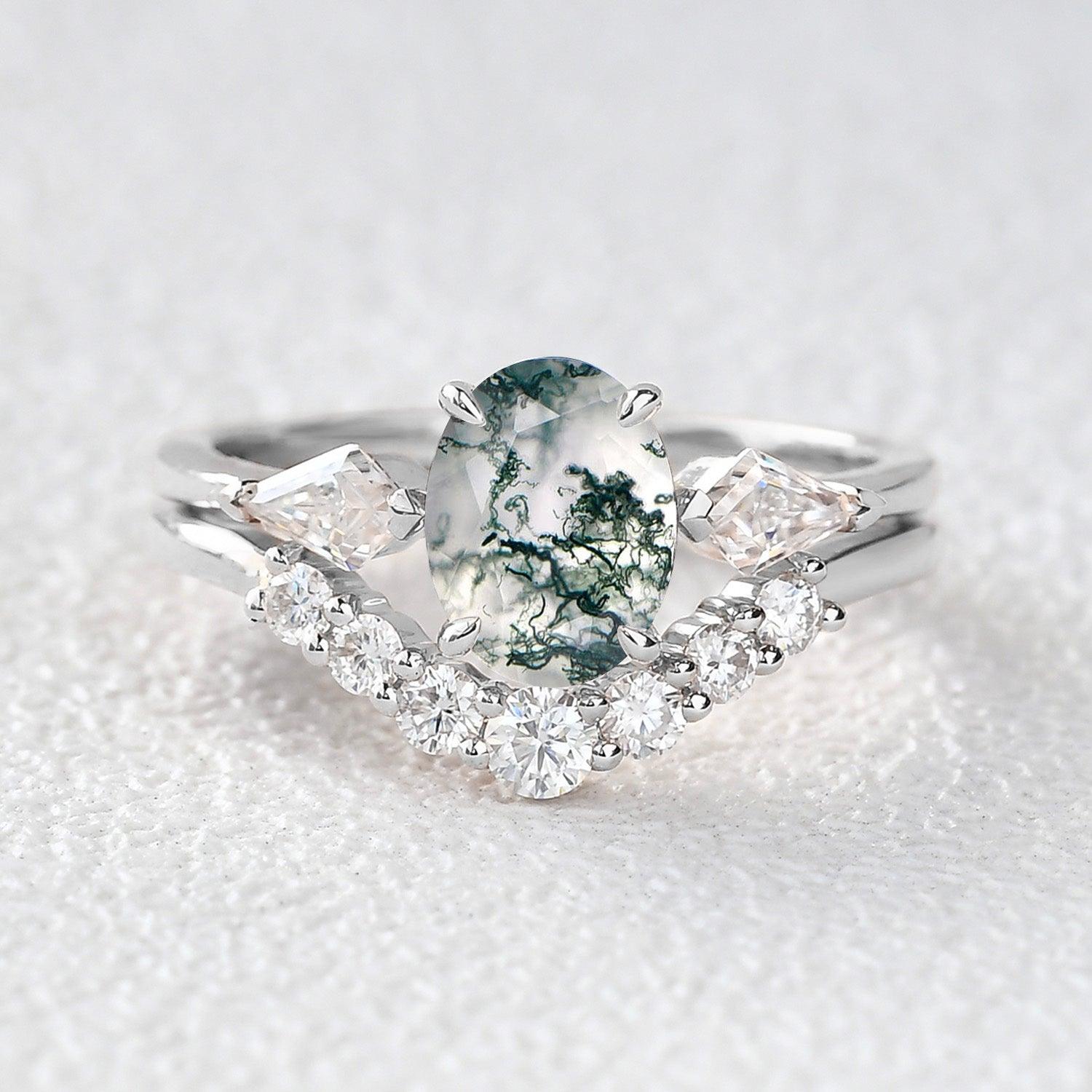 Oval Moss Agate Three Stone Engagement Ring Set 2pcs - Felicegals 丨Wedding ring 丨Fashion ring 丨Diamond ring 丨Gemstone ring