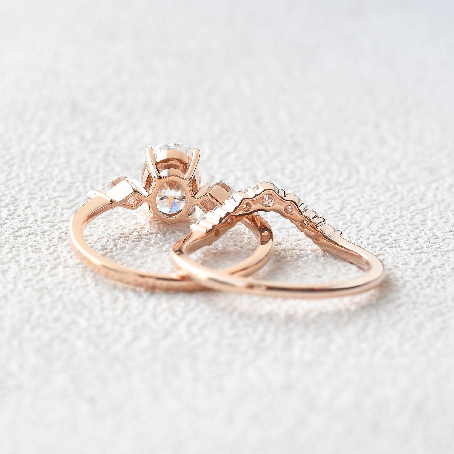 Oval Moss Agate Three Stone Engagement Ring Set 2pcs - Felicegals 丨Wedding ring 丨Fashion ring 丨Diamond ring 丨Gemstone ring