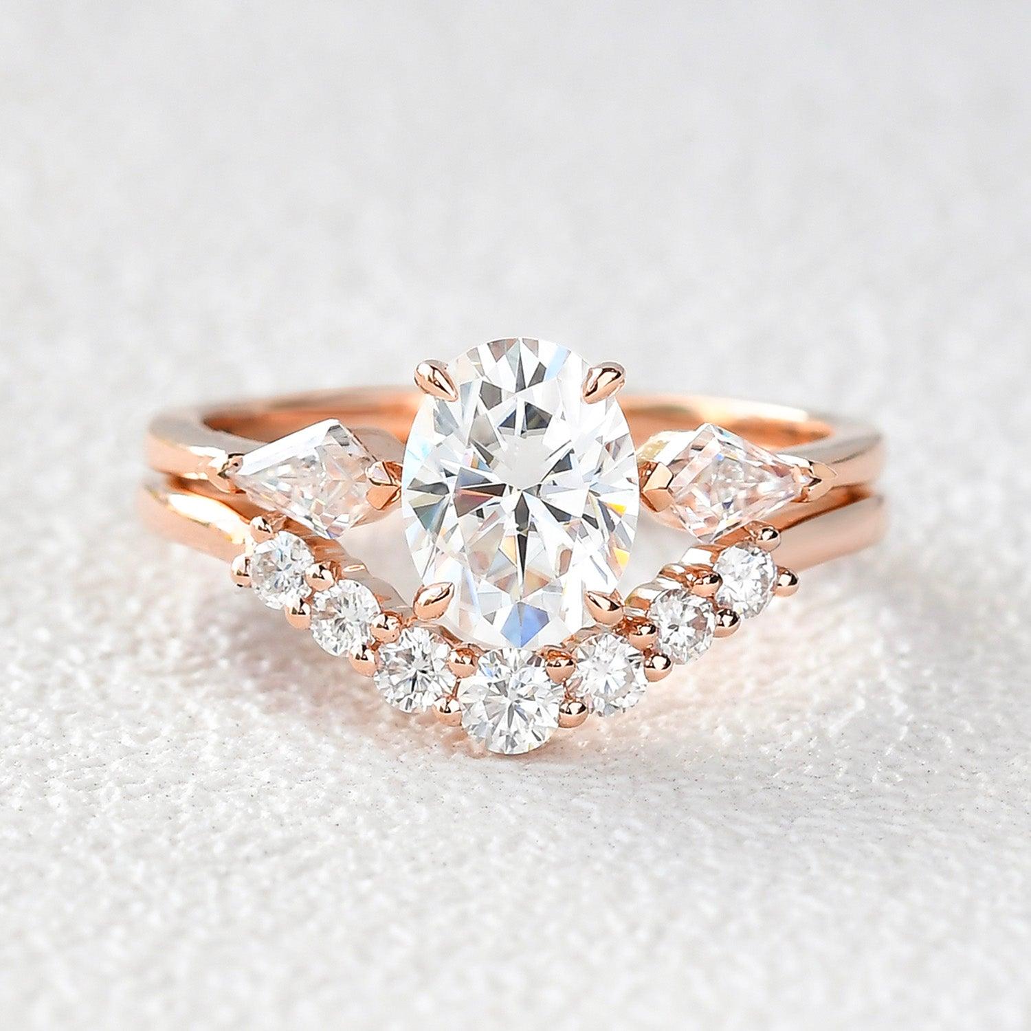 Oval Moss Agate Three Stone Engagement Ring Set 2pcs - Felicegals 丨Wedding ring 丨Fashion ring 丨Diamond ring 丨Gemstone ring