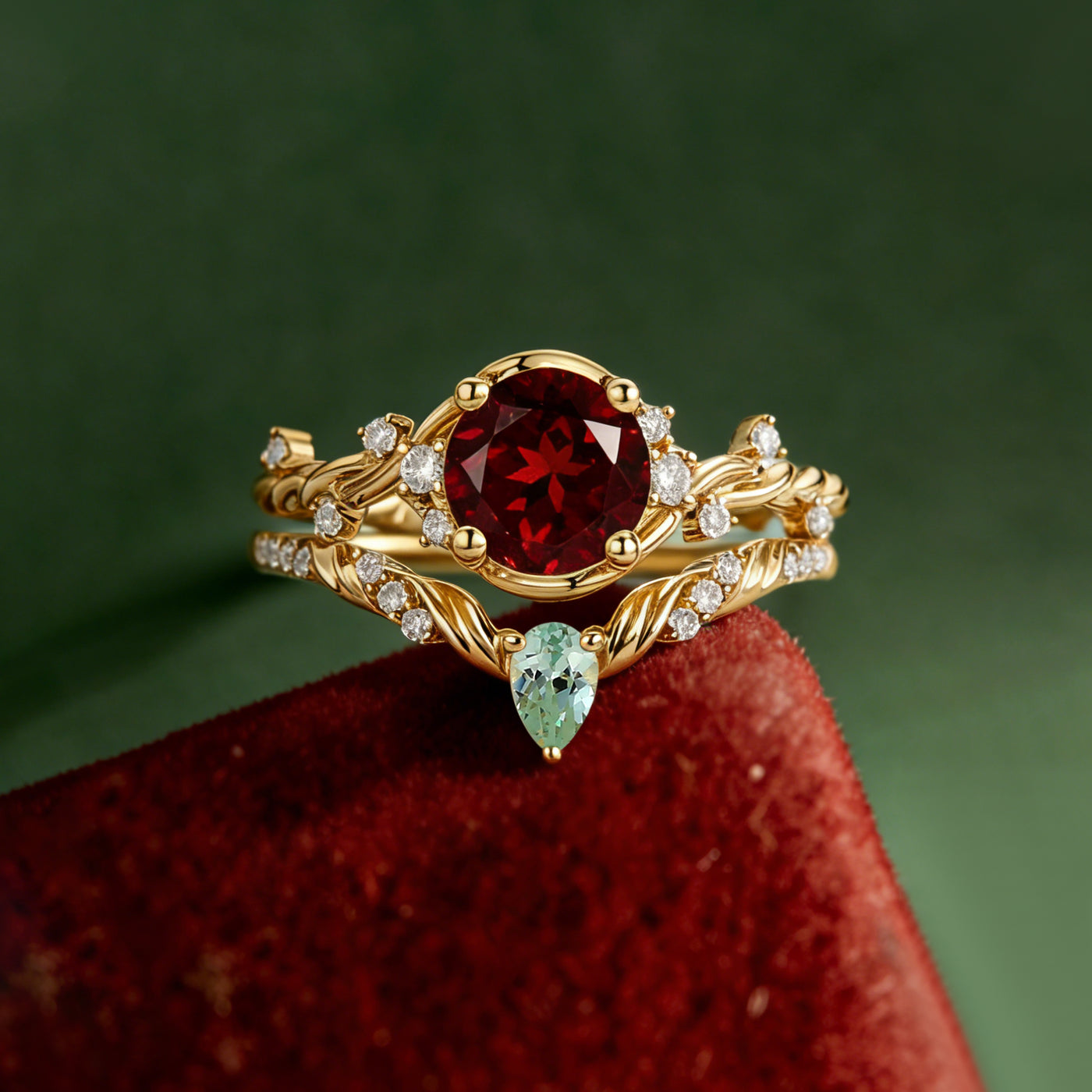 Garnet Round Cut Leafy Engagement Ring Set 2pcs - Verdi