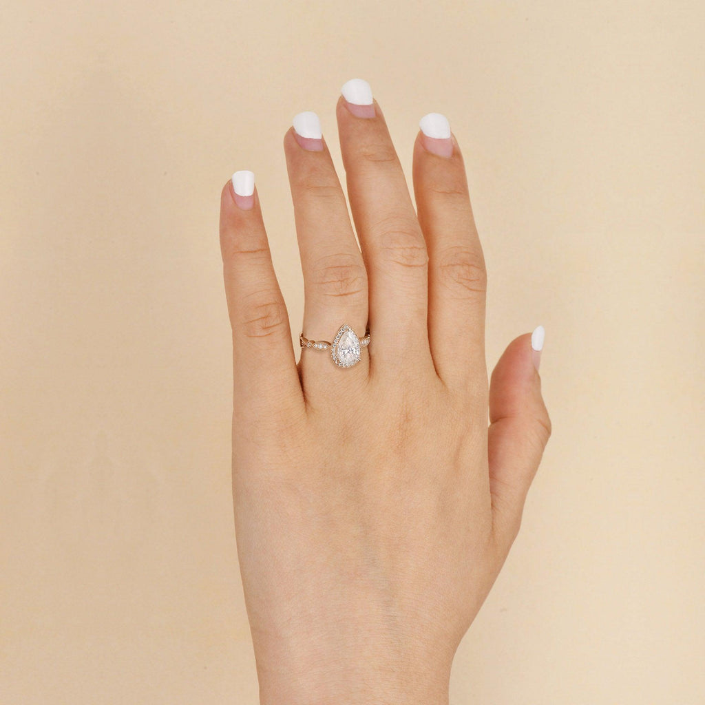 1.5ct Pear Cut Halo Colorless Moissanite Ring - Felicegals 丨Wedding ring 丨Fashion ring 丨Diamond ring 丨Gemstone ring